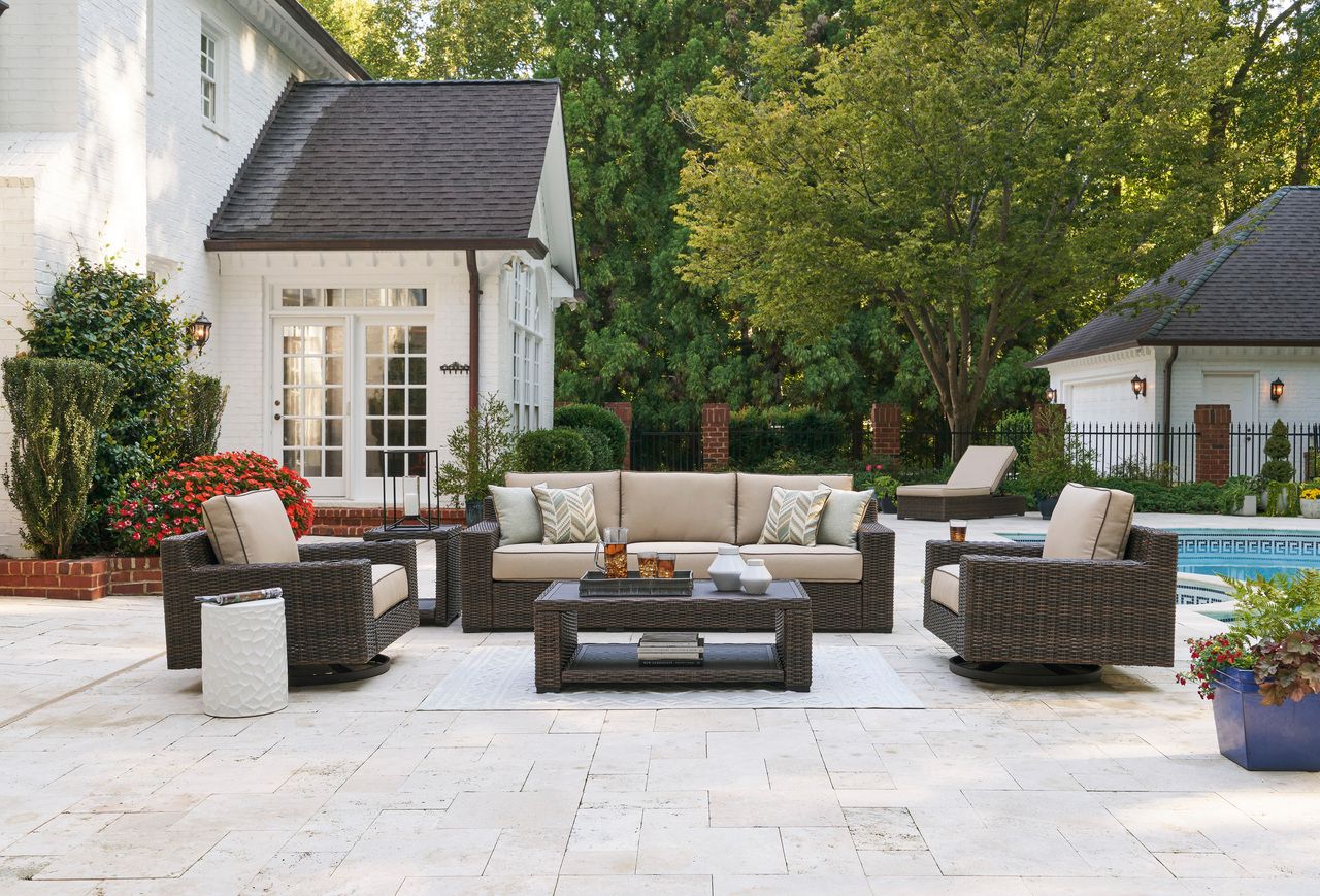 Grasson Lane Brown Outdoor Rectangular Cocktail Table P783701