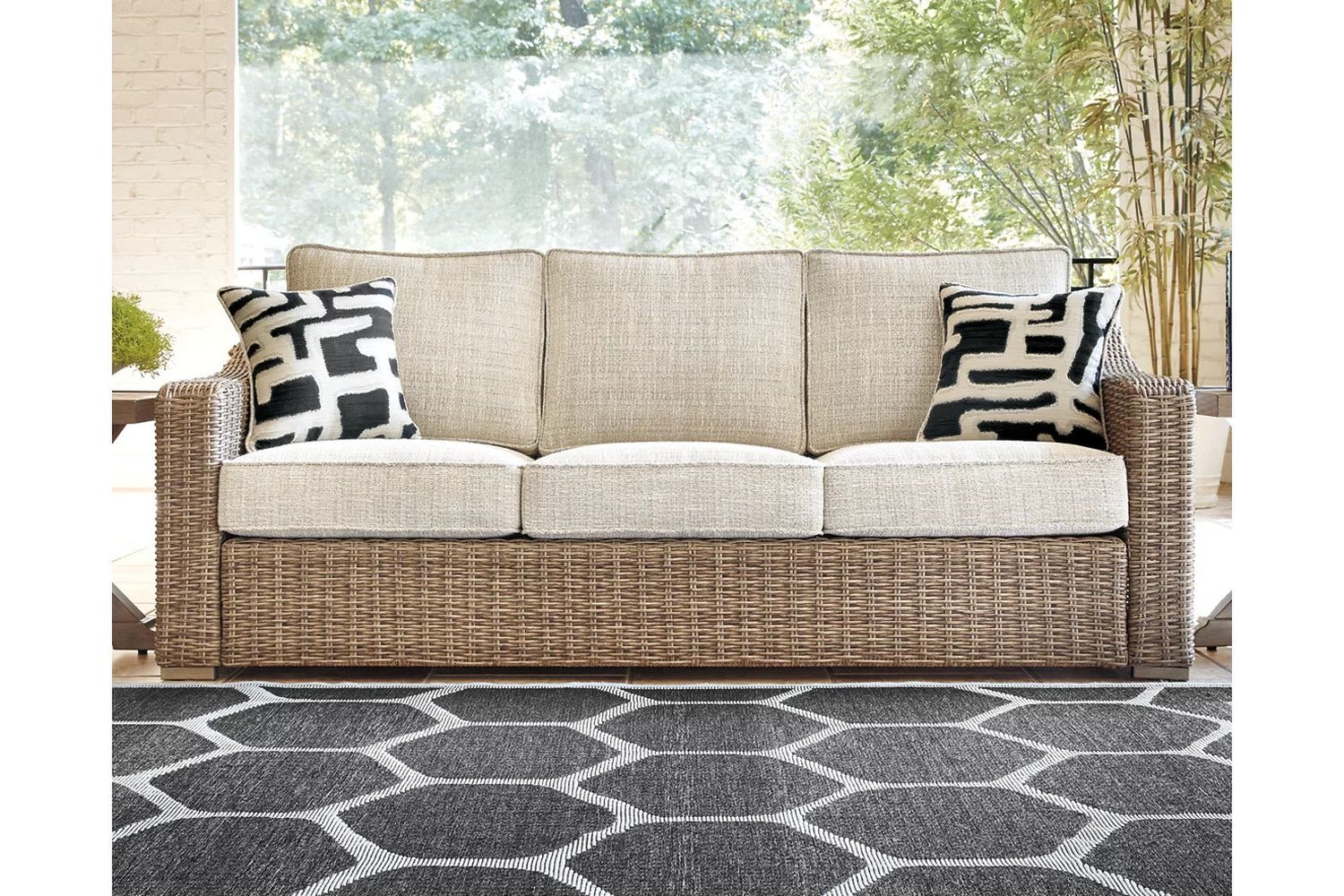Beachcroft Light Gray Outdoor Sofa with Cushion P791838