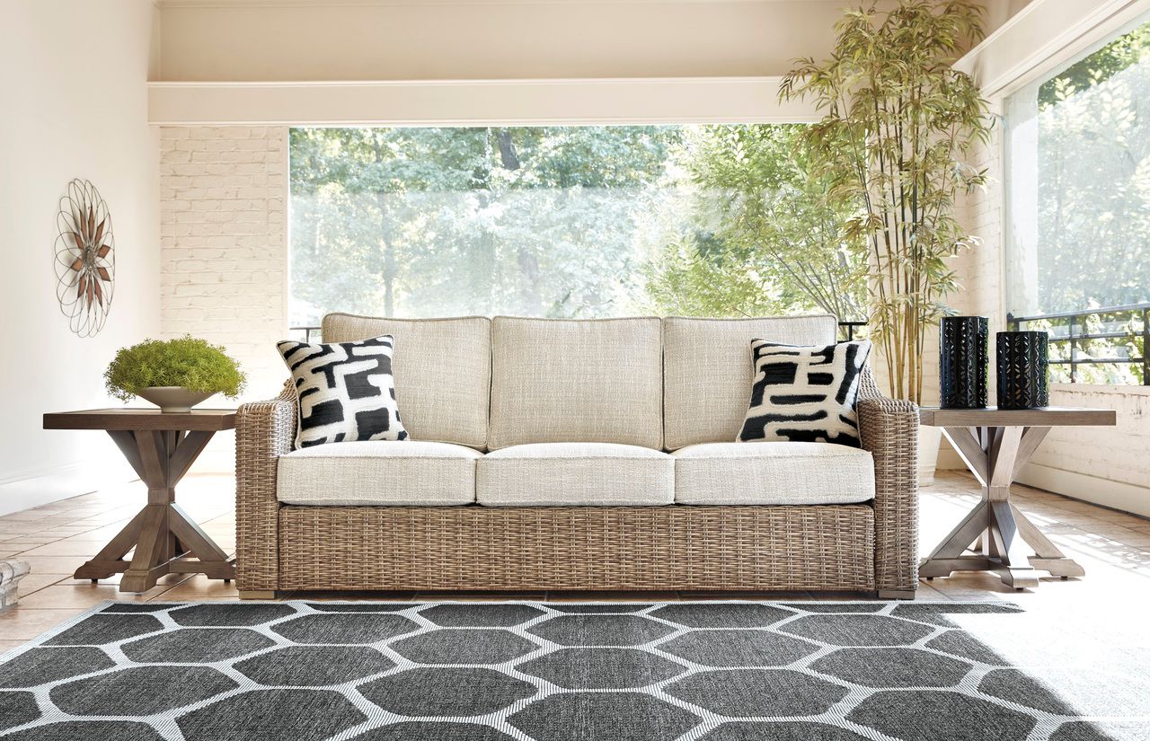 Beachcroft Light Gray Outdoor Sofa with Cushion P791838