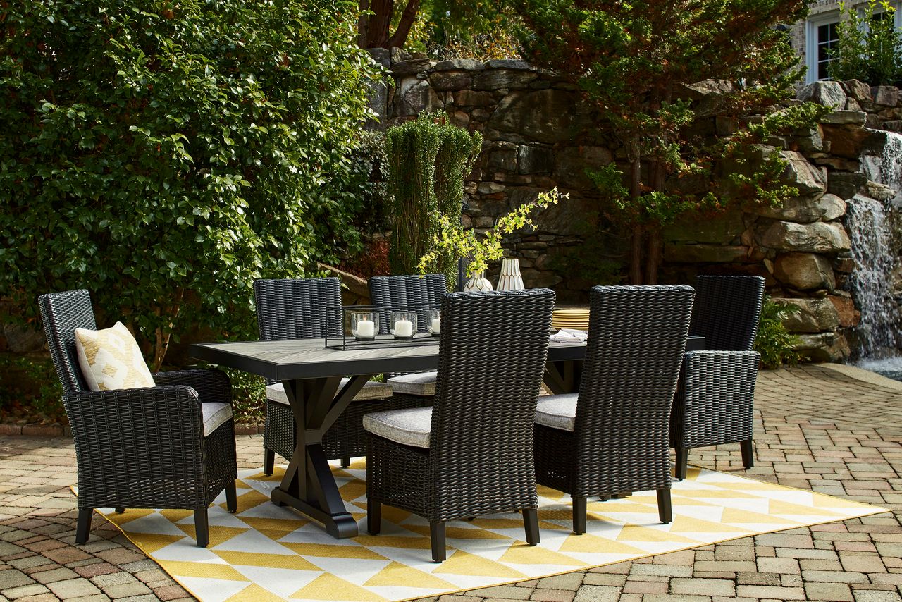 Beachcroft Outdoor Dining Table In Black/Light Gray P792625