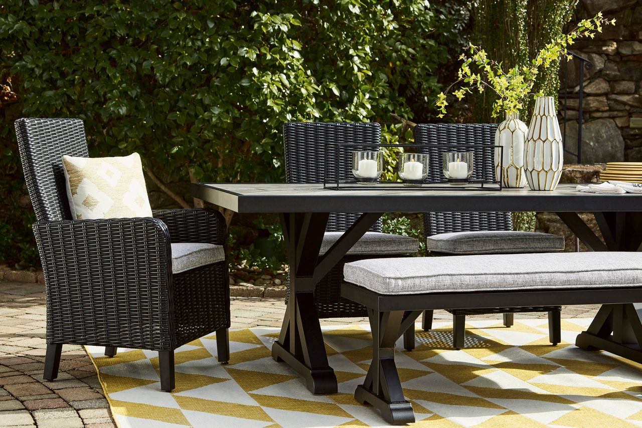 Beachcroft Outdoor Dining Table In Black/Light Gray P792625