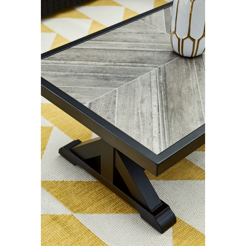 Beachcroft Outdoor Coffee Table In Black/Light Gray P792701