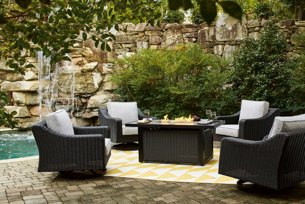 Beachcroft Outdoor Fire Pit Table In Black/Light Gray P792773