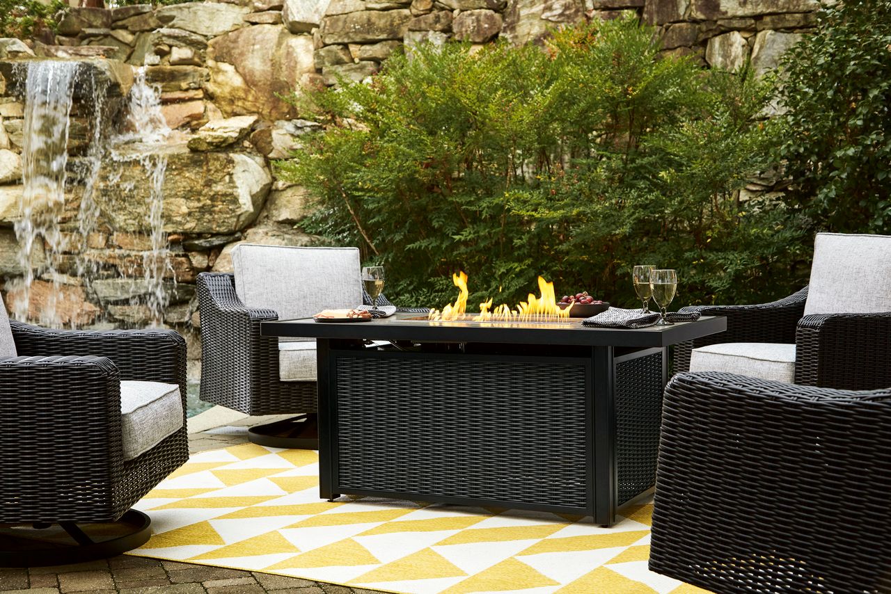 Beachcroft Outdoor Fire Pit Table In Black/Light Gray P792773
