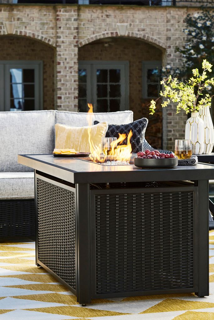 Beachcroft Outdoor Fire Pit Table In Black/Light Gray P792773