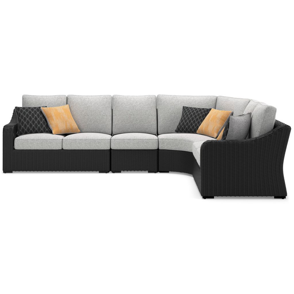Beachcroft 3-Piece Outdoor Sectional In Black/Light Gray P792P1