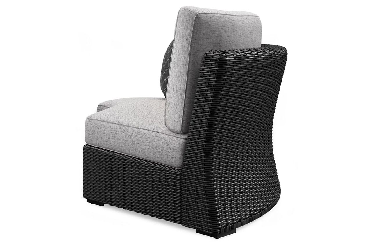 Beachcroft 4-Piece Outdoor Sectional In Black/Light Gray P792P2