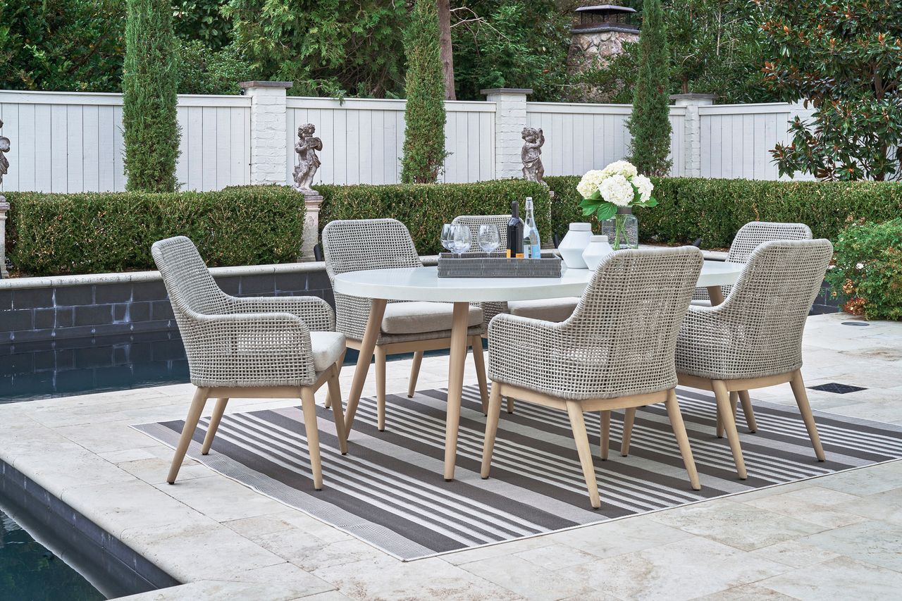 Seton Creek White Outdoor Dining Table P798625