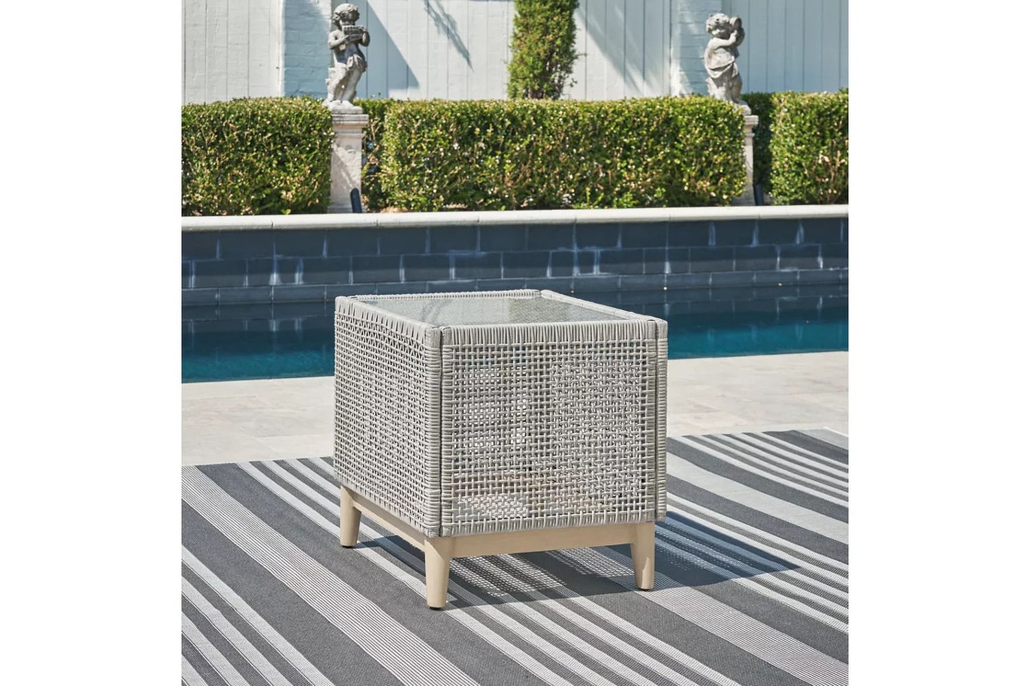 Seton Creek Gray Outdoor End Table P798702