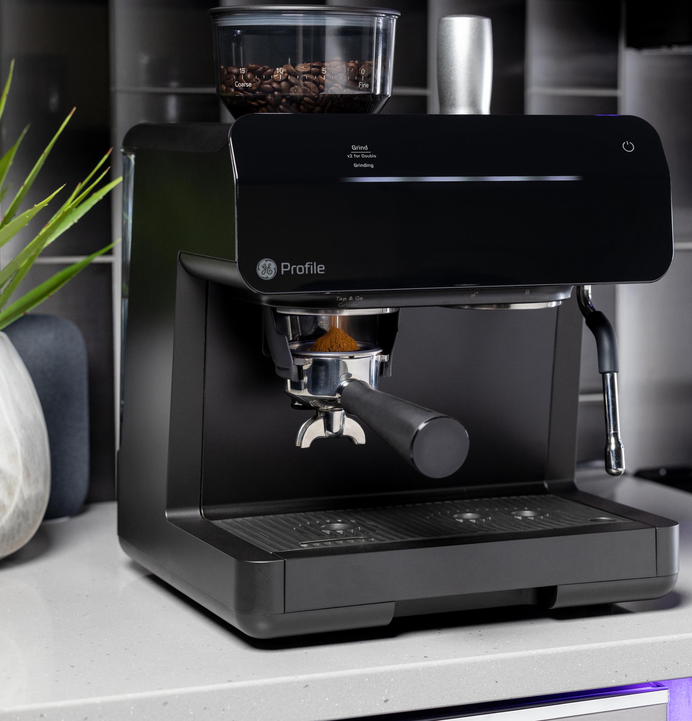 GE Profile Semi Automatic Espresso Machine + Frother P7CESAS6RBB