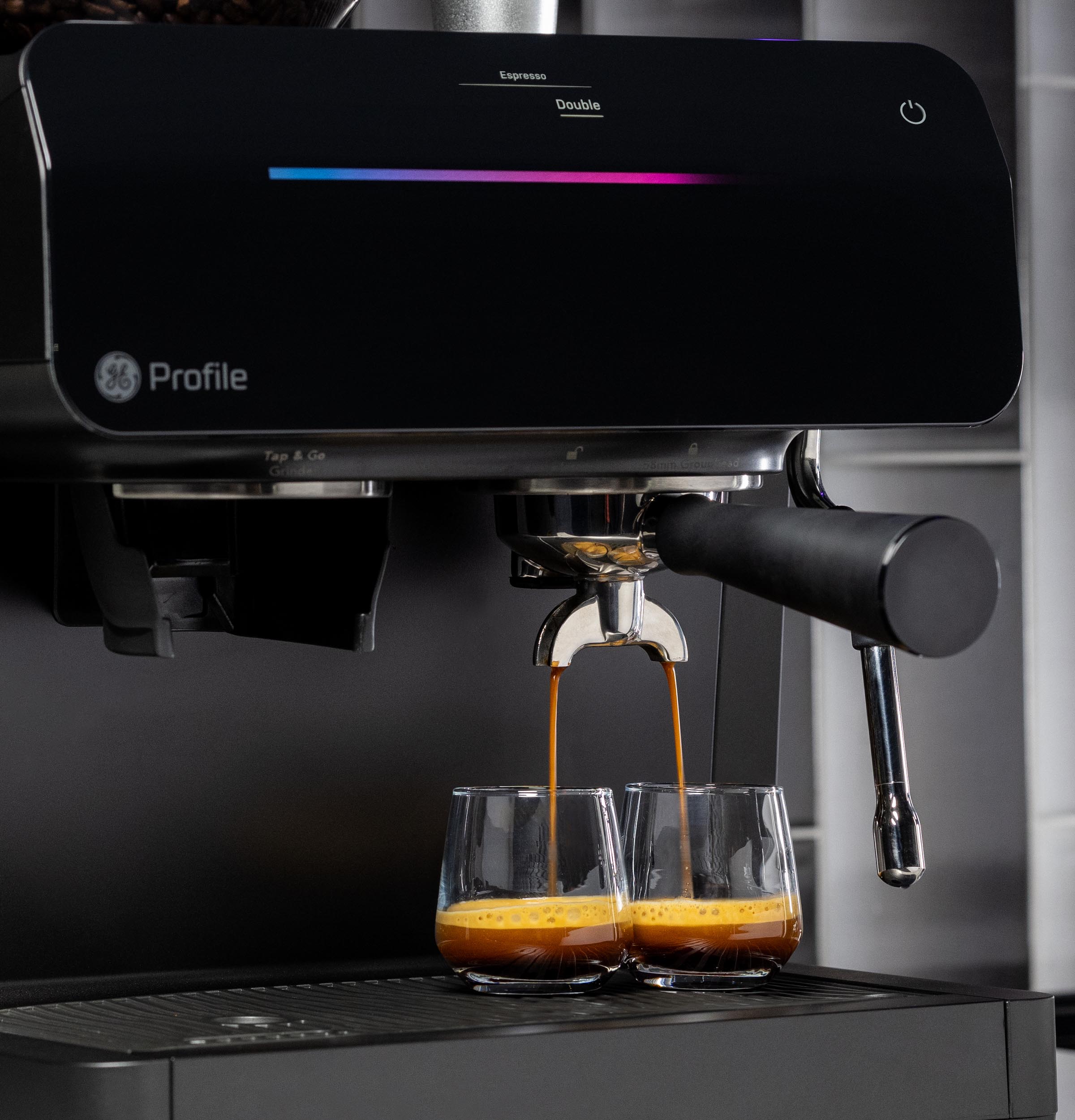 GE Profile Semi Automatic Espresso Machine + Frother P7CESAS6RBB