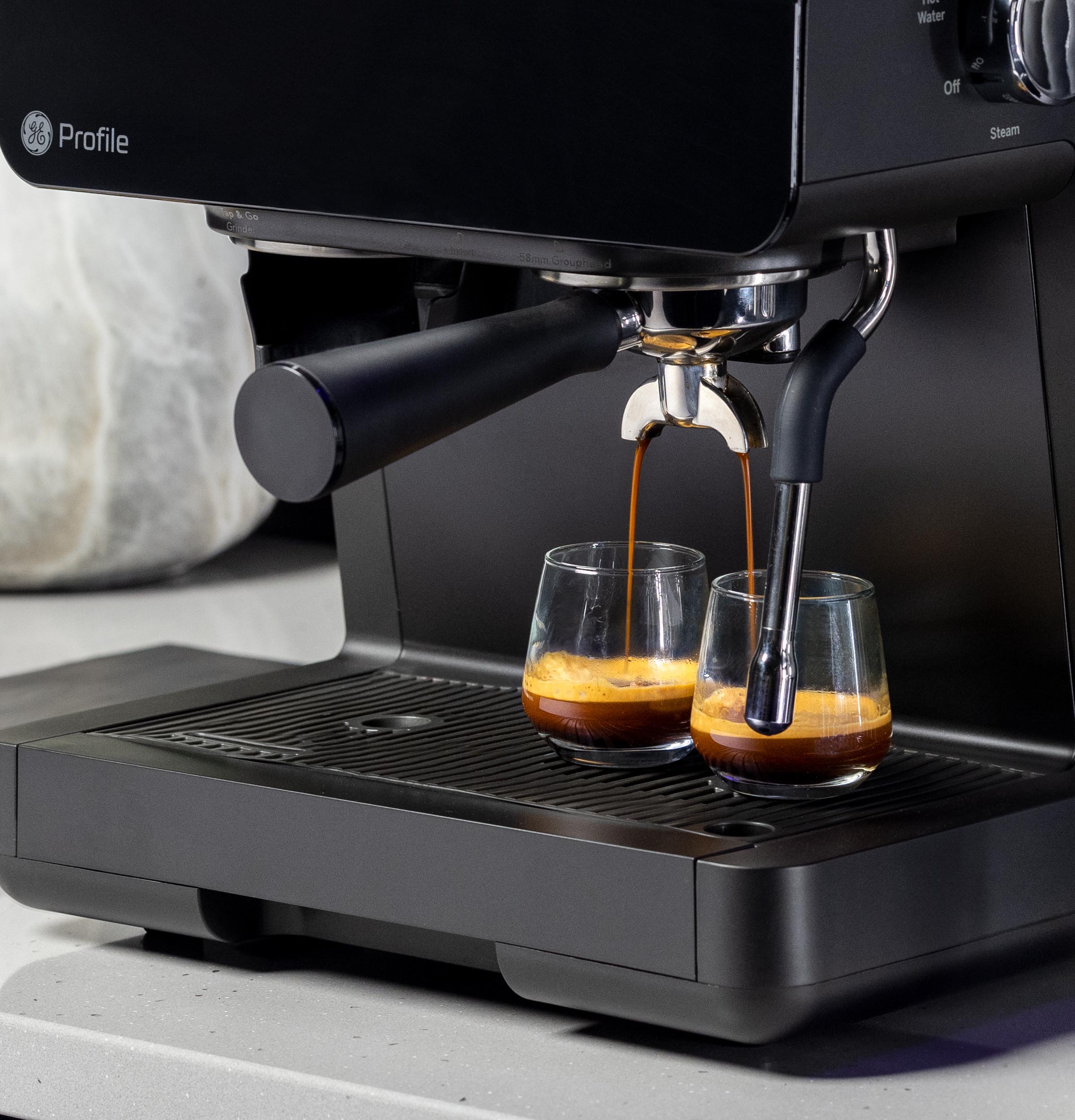 GE Profile Semi Automatic Espresso Machine + Frother P7CESAS6RBB