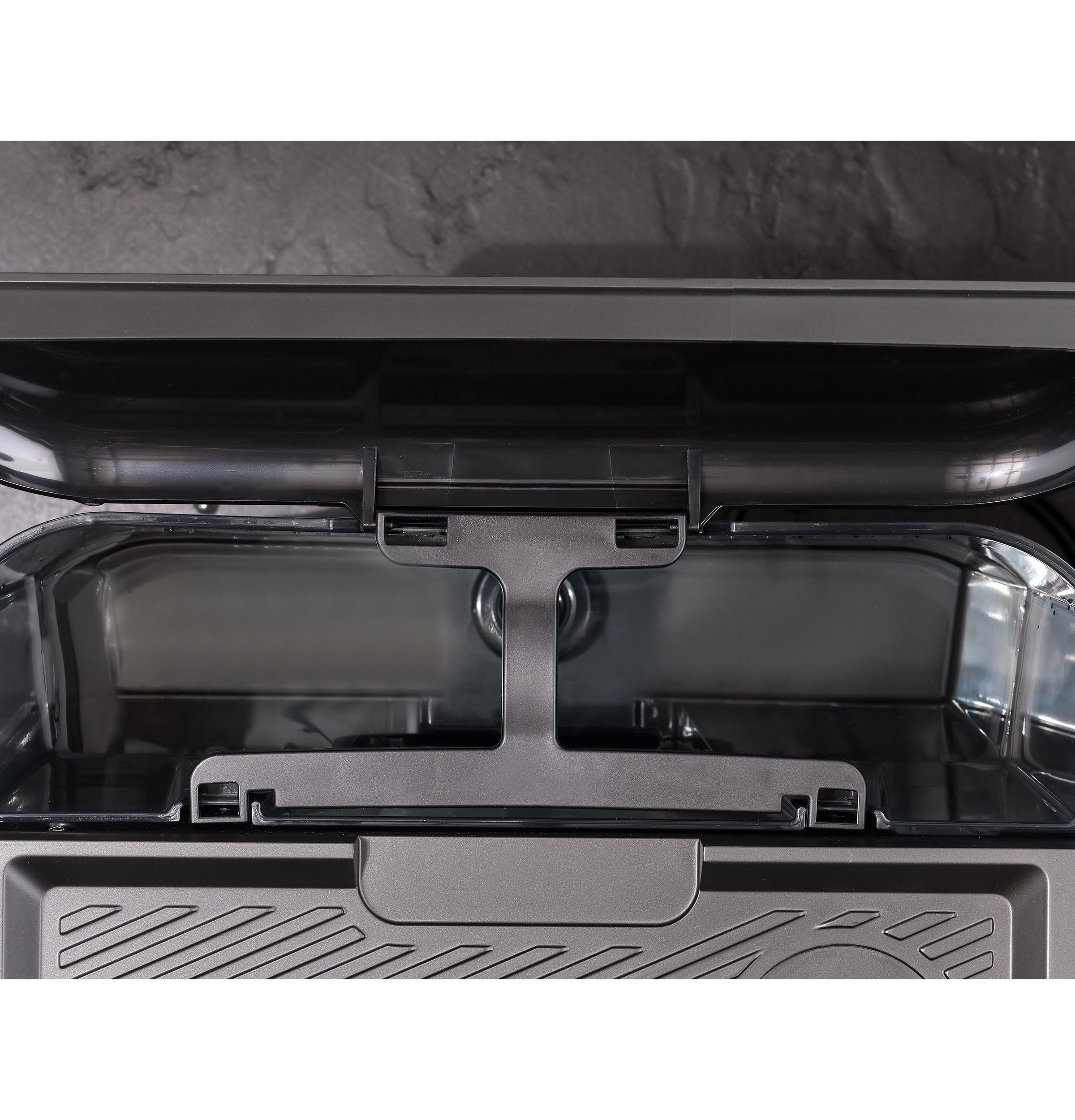 GE Profile Semi Automatic Espresso Machine + Frother P7CESAS6RBB