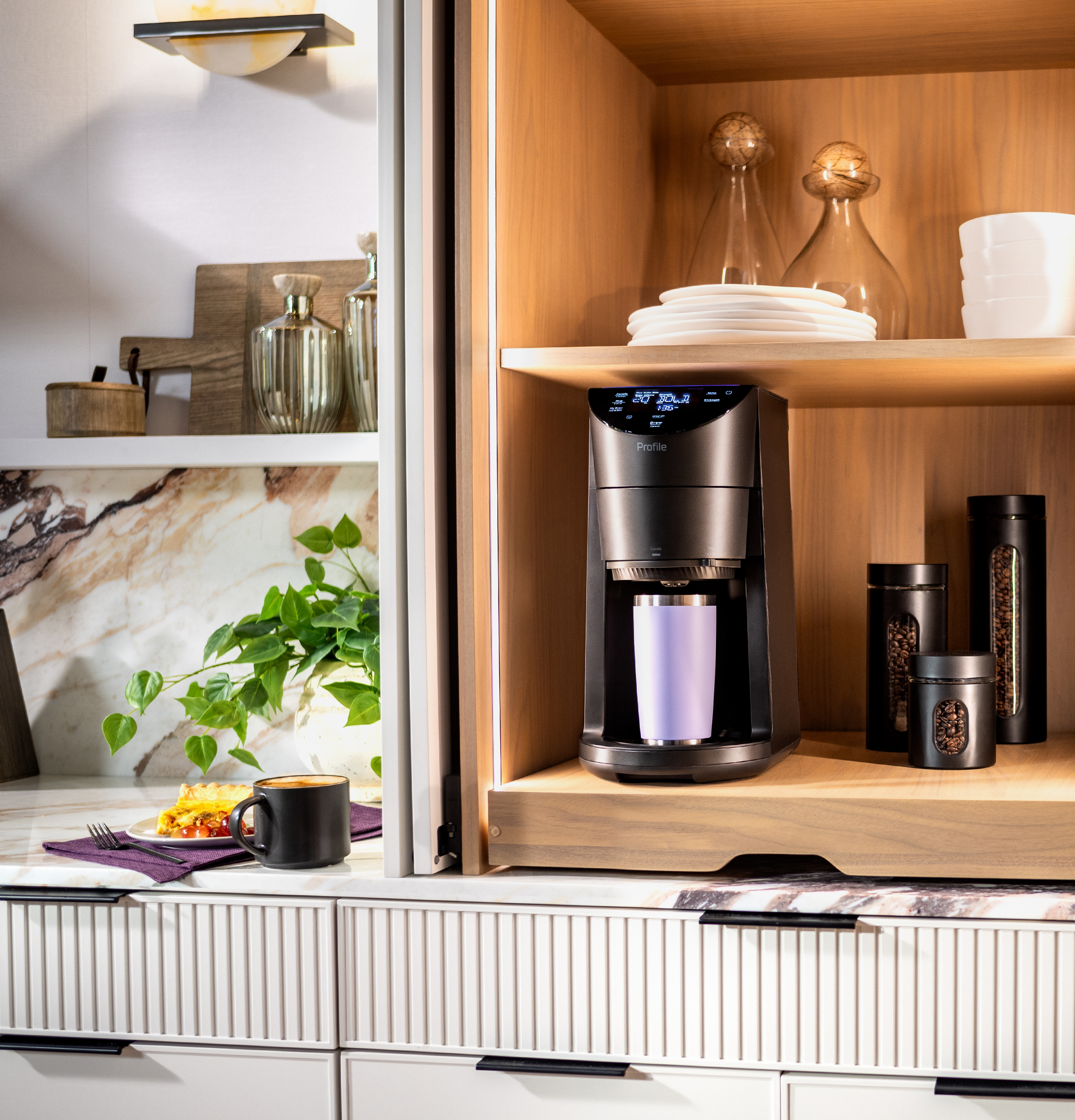 Smart Grind and Brew Coffee Maker with Podless Single Serve P7CGAAS6TBB