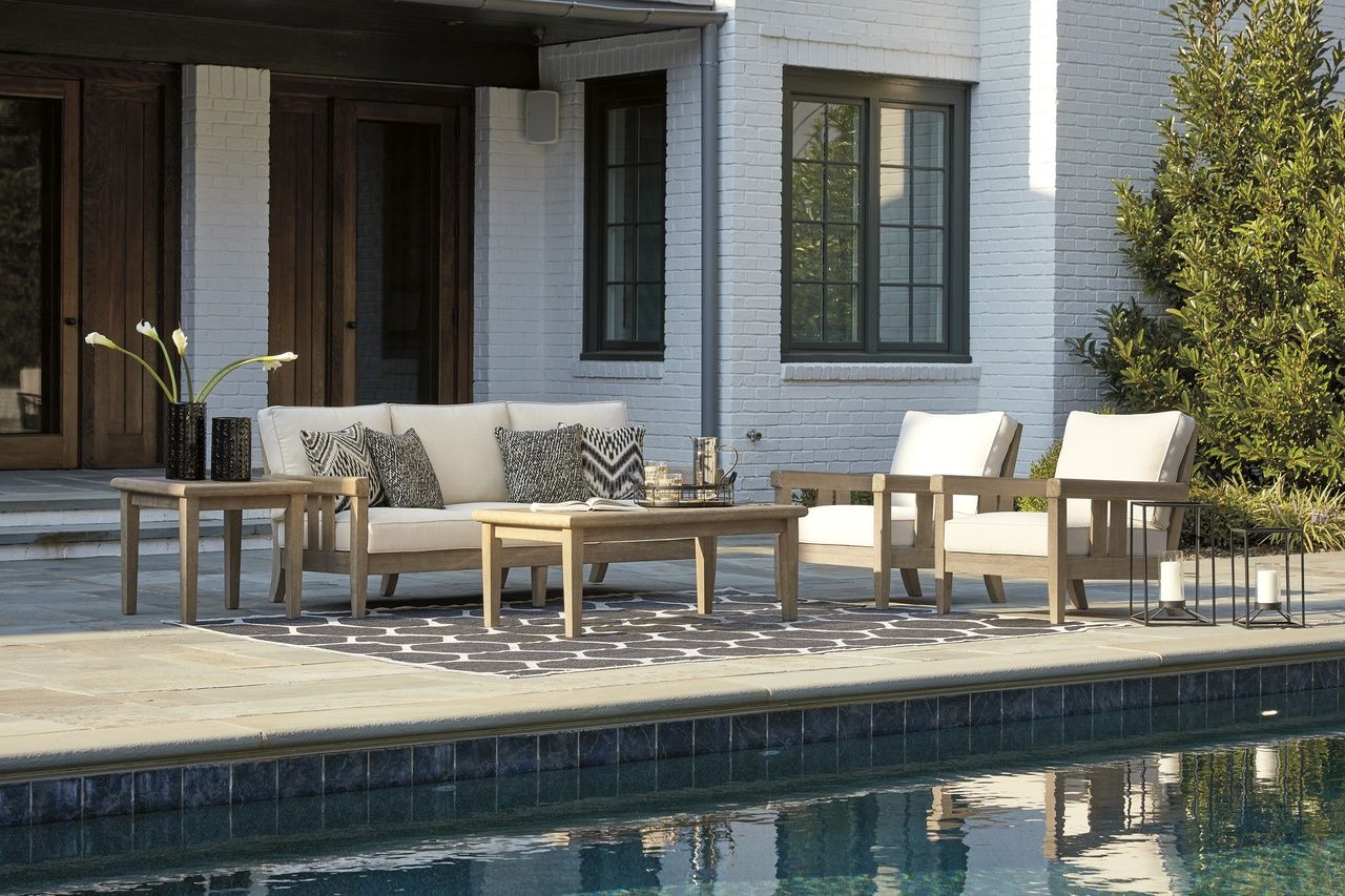 Gerianne Grayish Brown Outdoor Rectangular Cocktail Table P805701