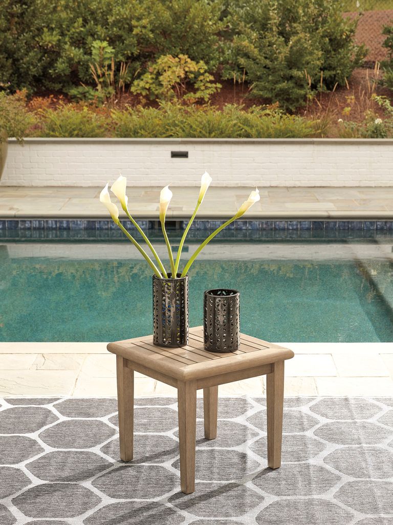 Gerianne Grayish Brown Outdoor Square End Table P805702