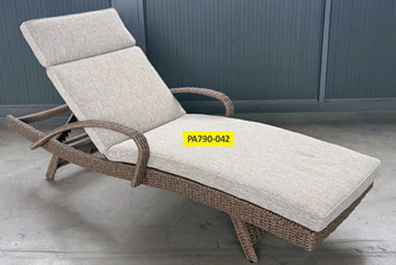 Revare Beach Chaise Seat Cushion In Beige PA790042