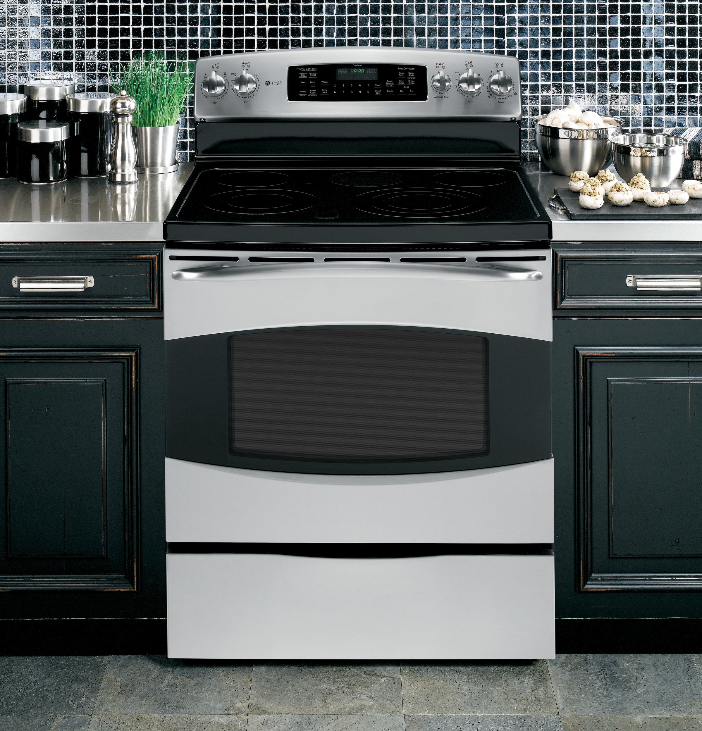 30" Free-Standing Convection Range PB905STSS, product image 6 of 8