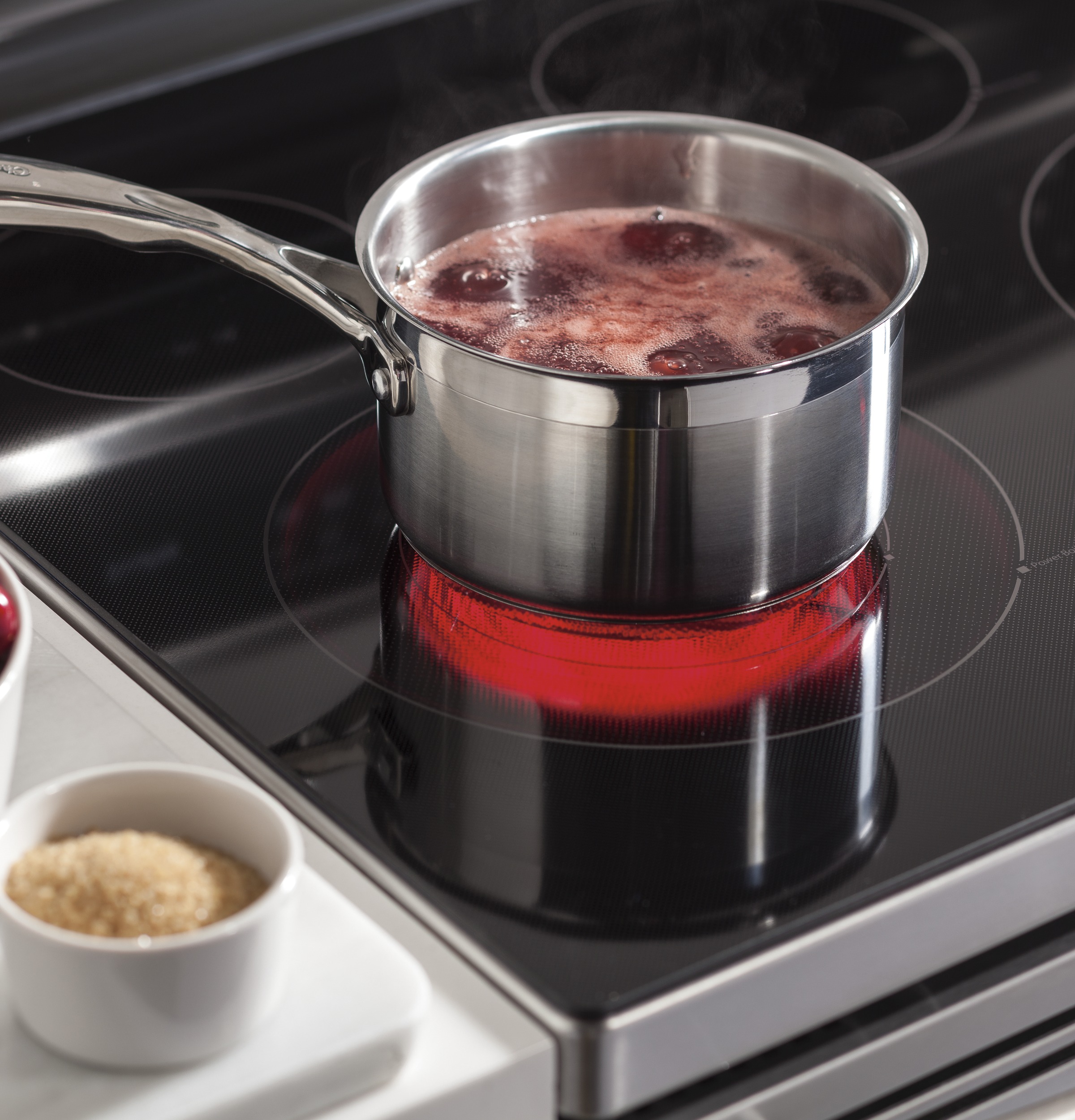 30" Free-Standing Electric Convection Range PB911SJSS, product image 9 of 22
