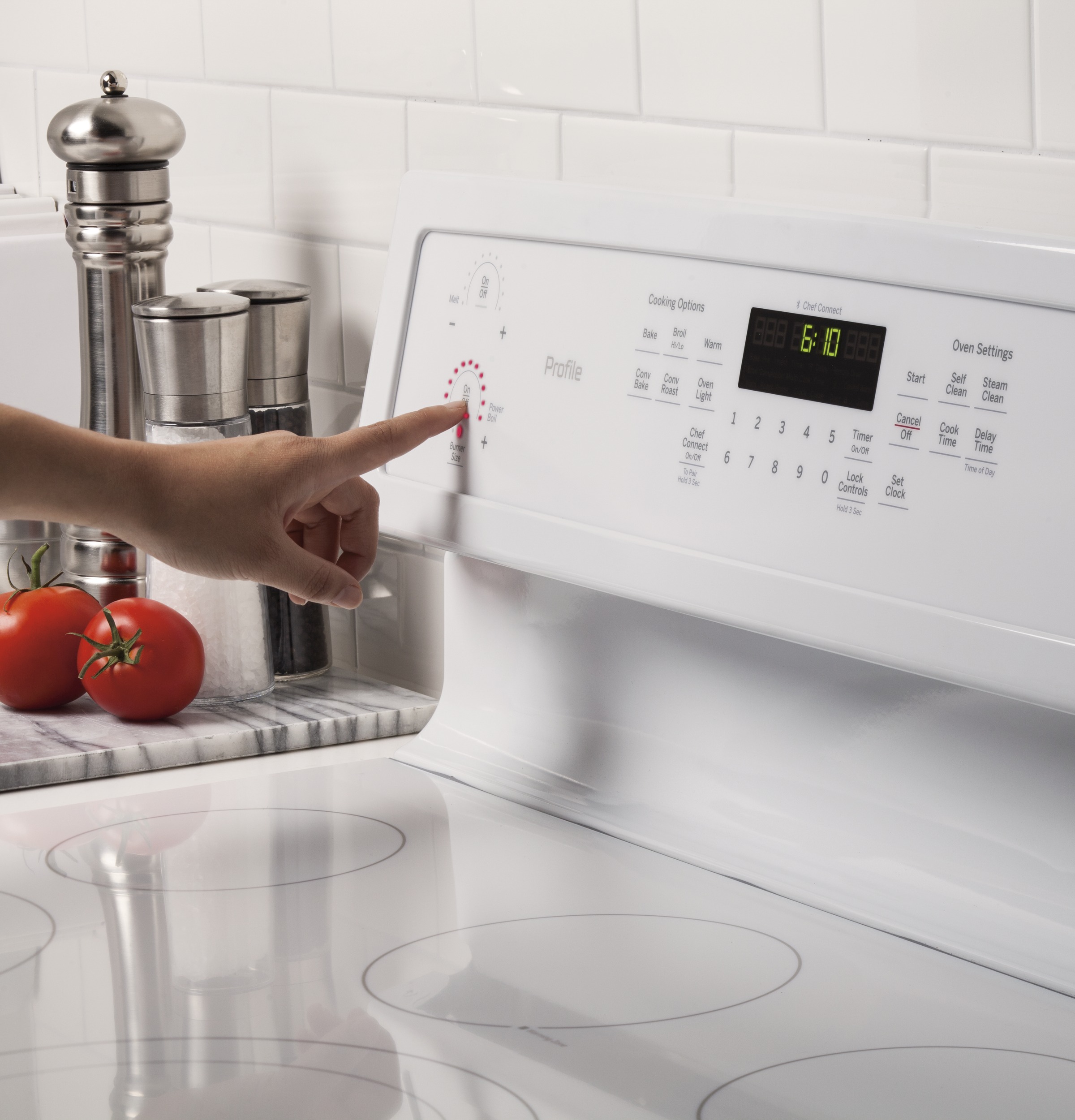 Series 30" Free-Standing Electric Convection Range PB911TJWW, product image 7 of 18