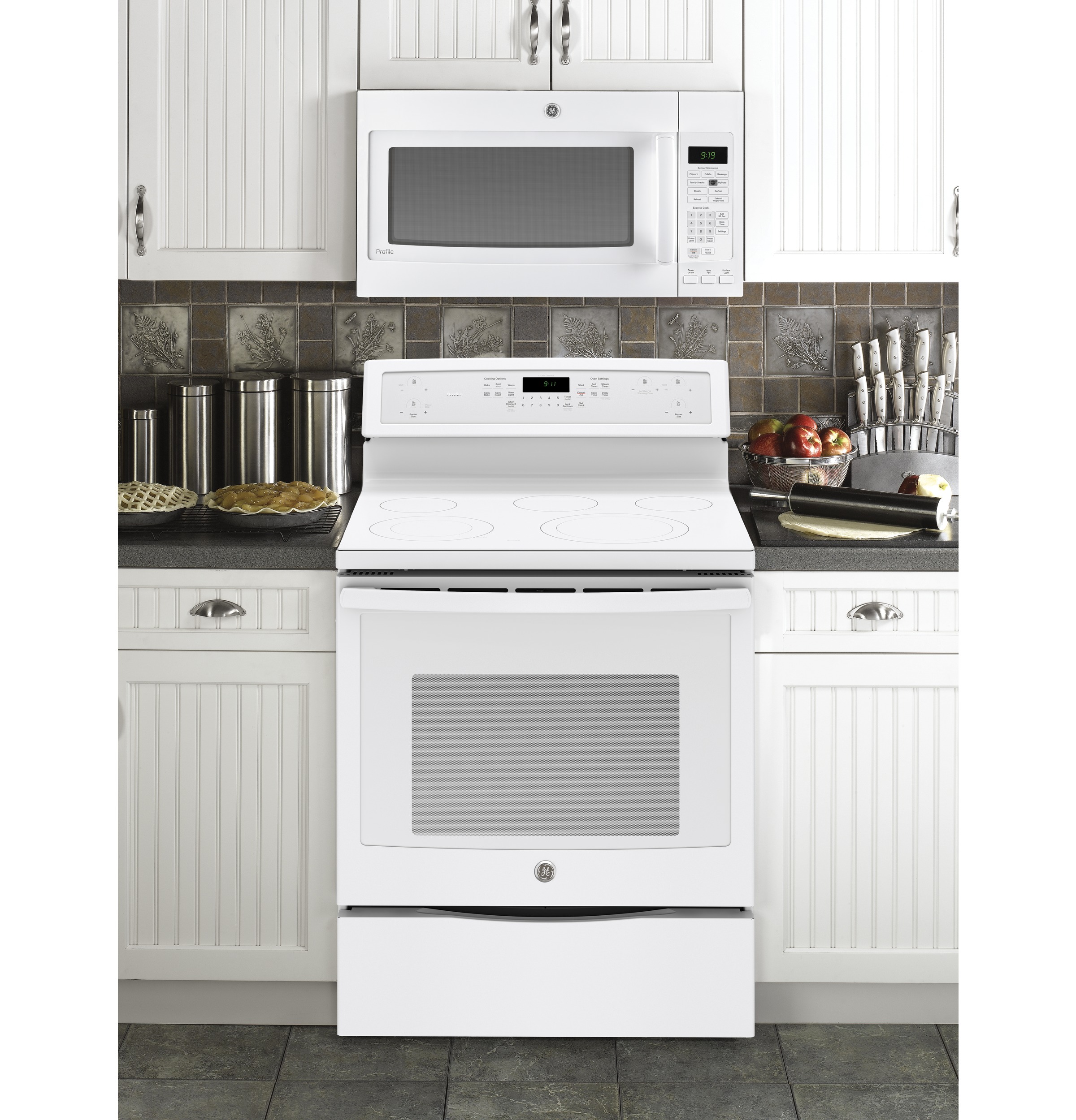 Series 30" Free-Standing Electric Convection Range PB911TJWW, product image 10 of 18