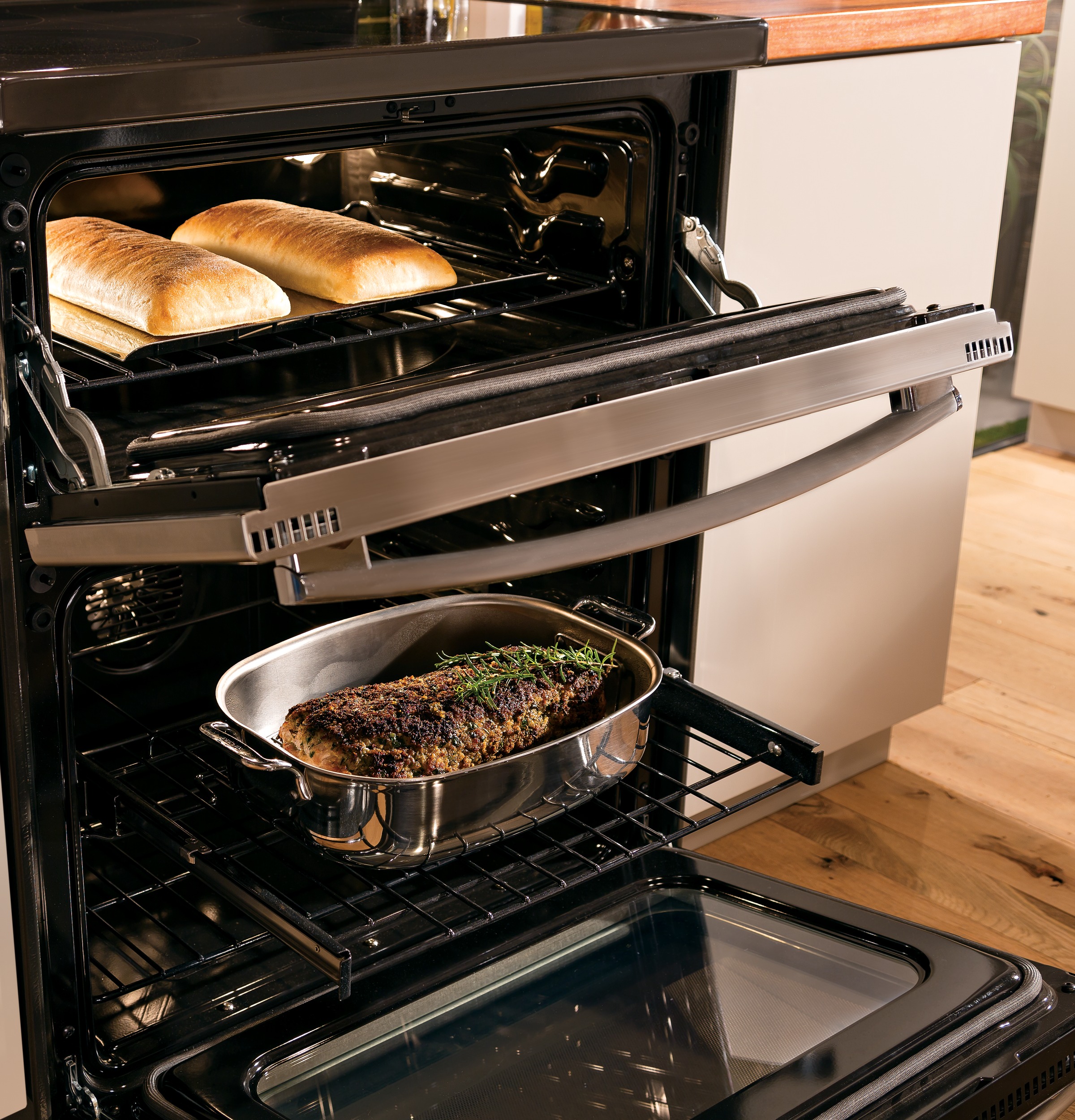 Series 30" Free-Standing Double Oven Range with Convection PB950SFSS, product image 14 of 22