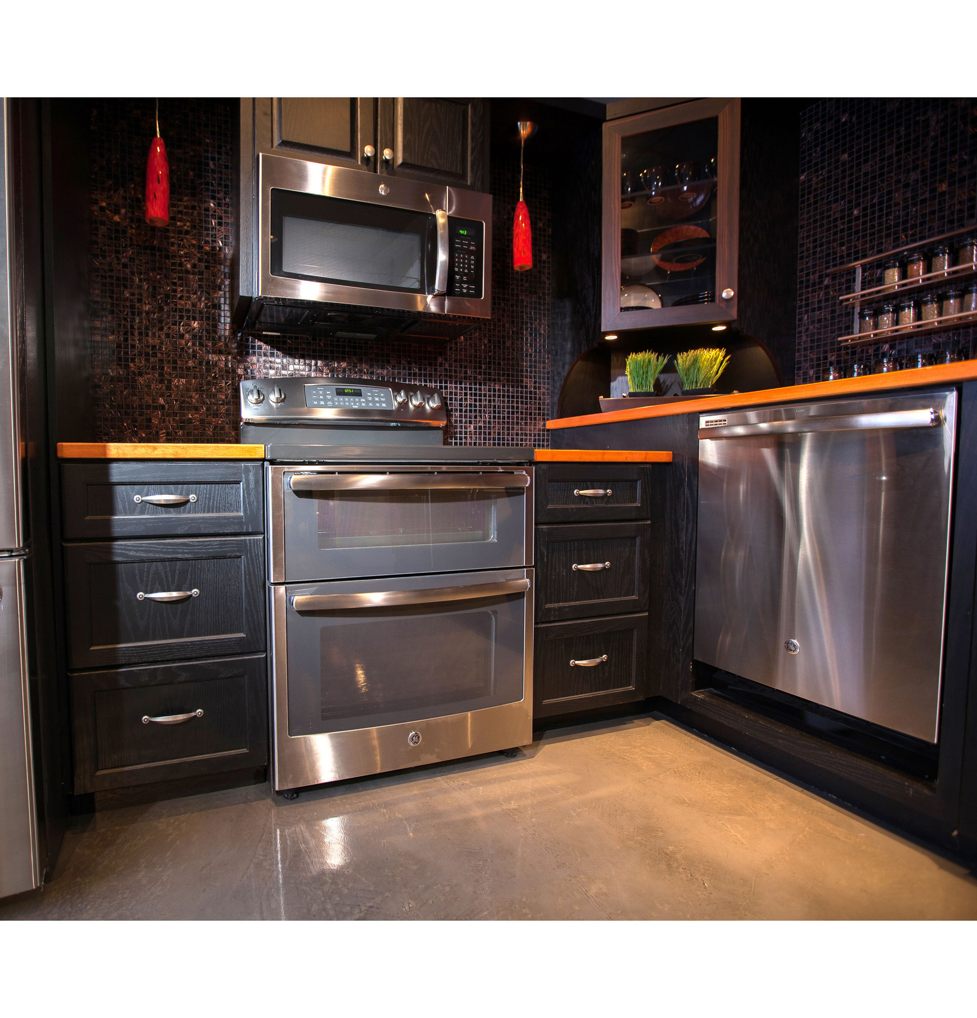 Series 30" Free-Standing Double Oven Range with Convection and Easy Load Drawer PB955SFSS, product image 3 of 8