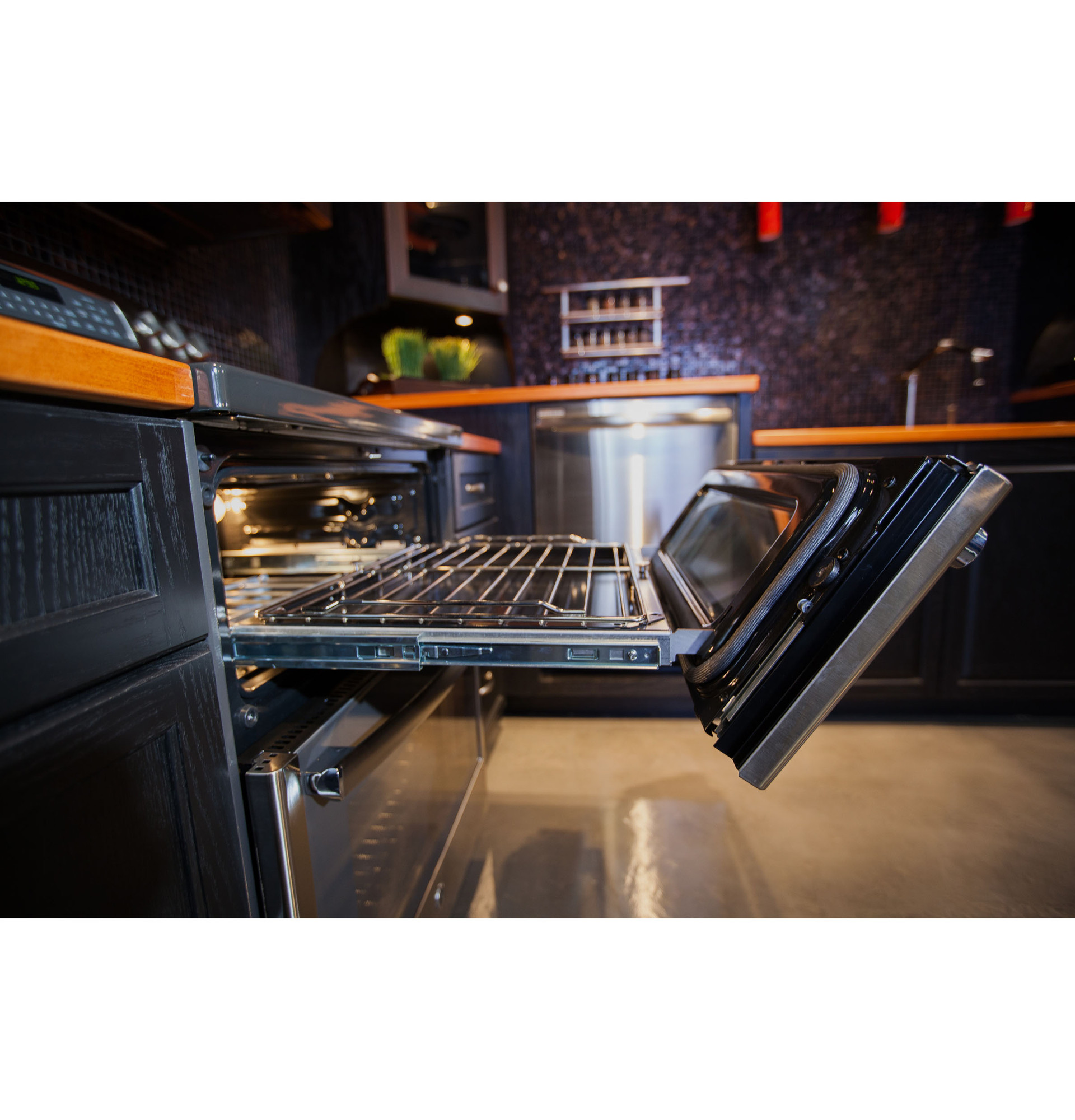 Series 30" Free-Standing Double Oven Range with Convection and Easy Load Drawer PB955SFSS, product image 5 of 8
