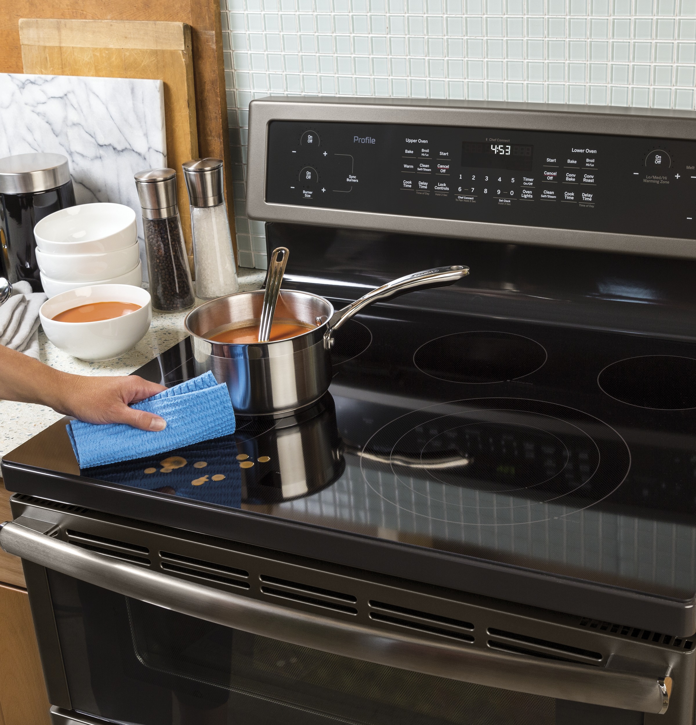 30" Free-Standing Electric Double Oven Convection Range PB960EJES, product image 7 of 13