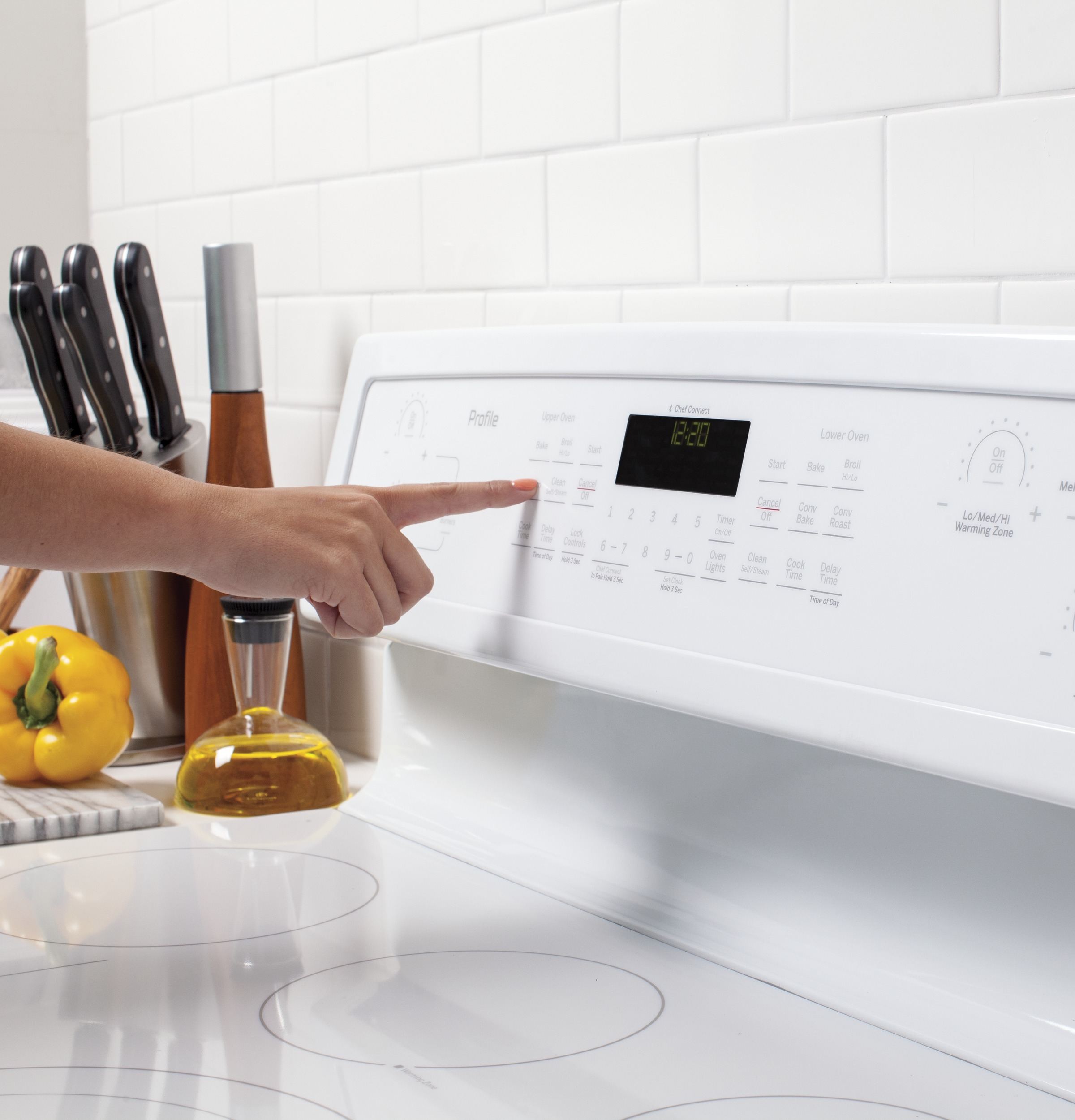 Series 30" Free-Standing Electric Double Oven Convection Range PB960TJWW, product image 5 of 18