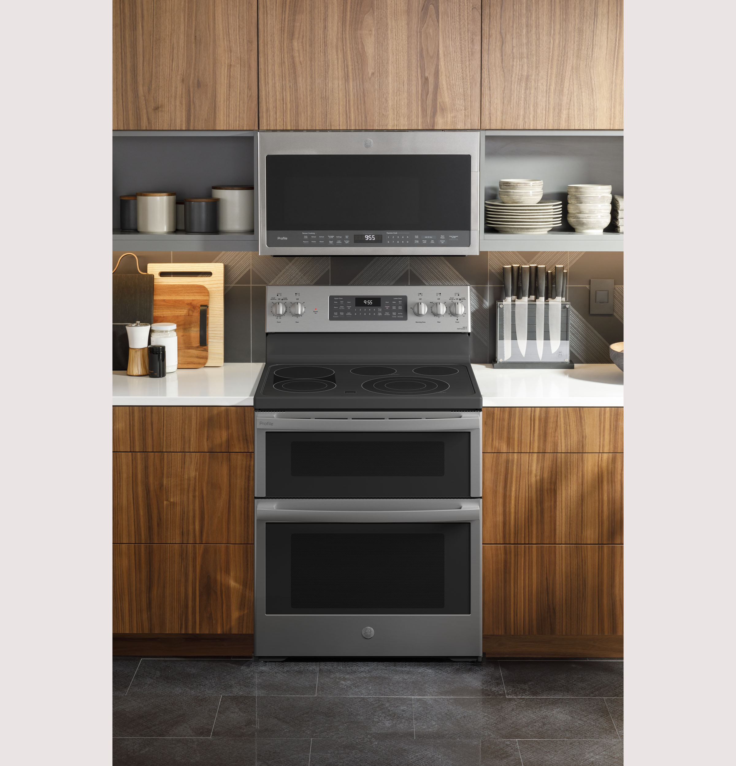 30" Smart Free-Standing Electric Double Oven Convection Range with No Preheat Air Fry view 6