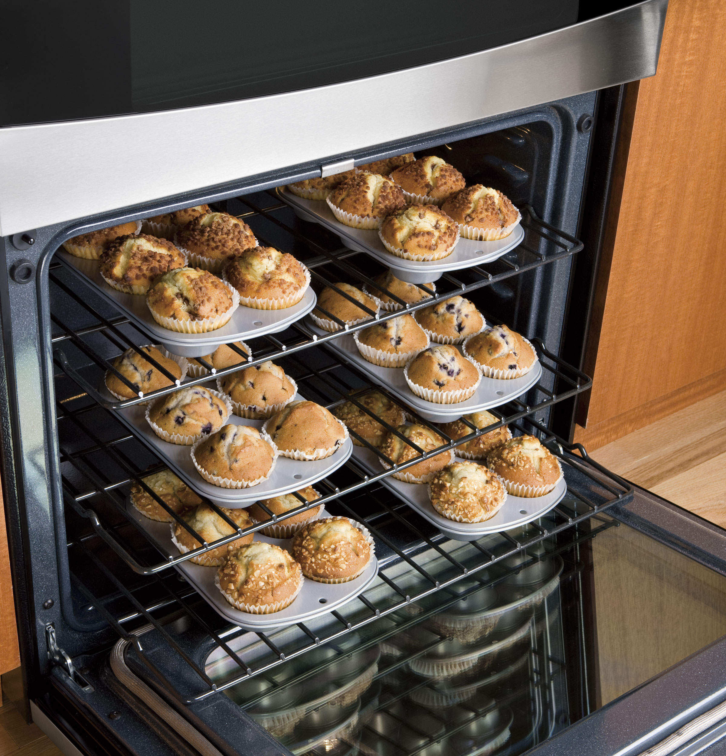 30" Free-Standing Double Oven Range PB978SPSS, product image 5 of 11