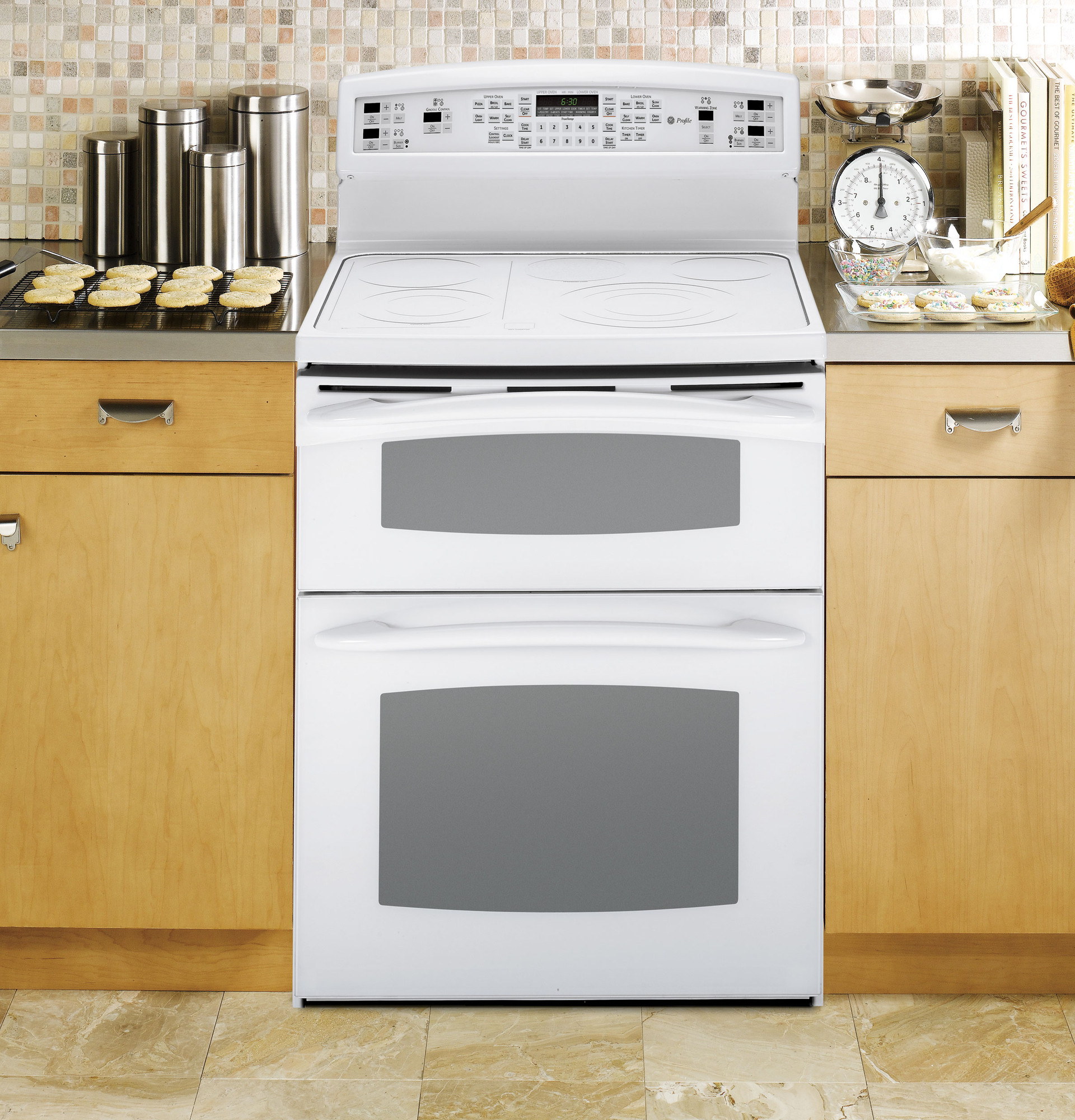 30" Free-Standing Double Oven Range PB979TPWW