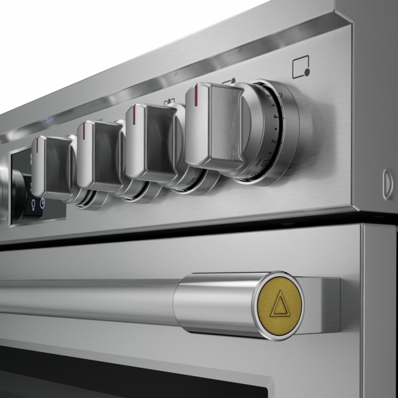 30" Electric Range with Total Convection view 10