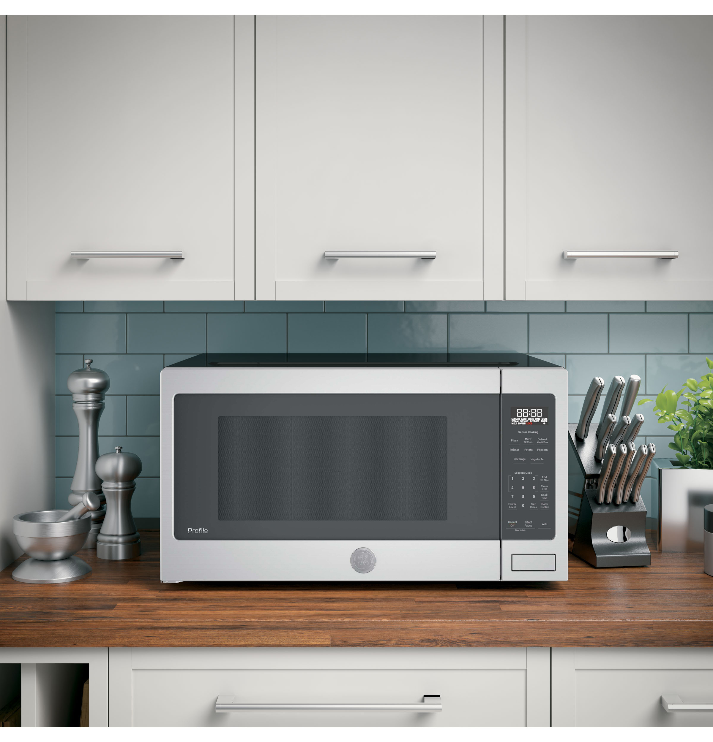 2.2 Cu. Ft. Countertop Sensor Microwave Oven view 6