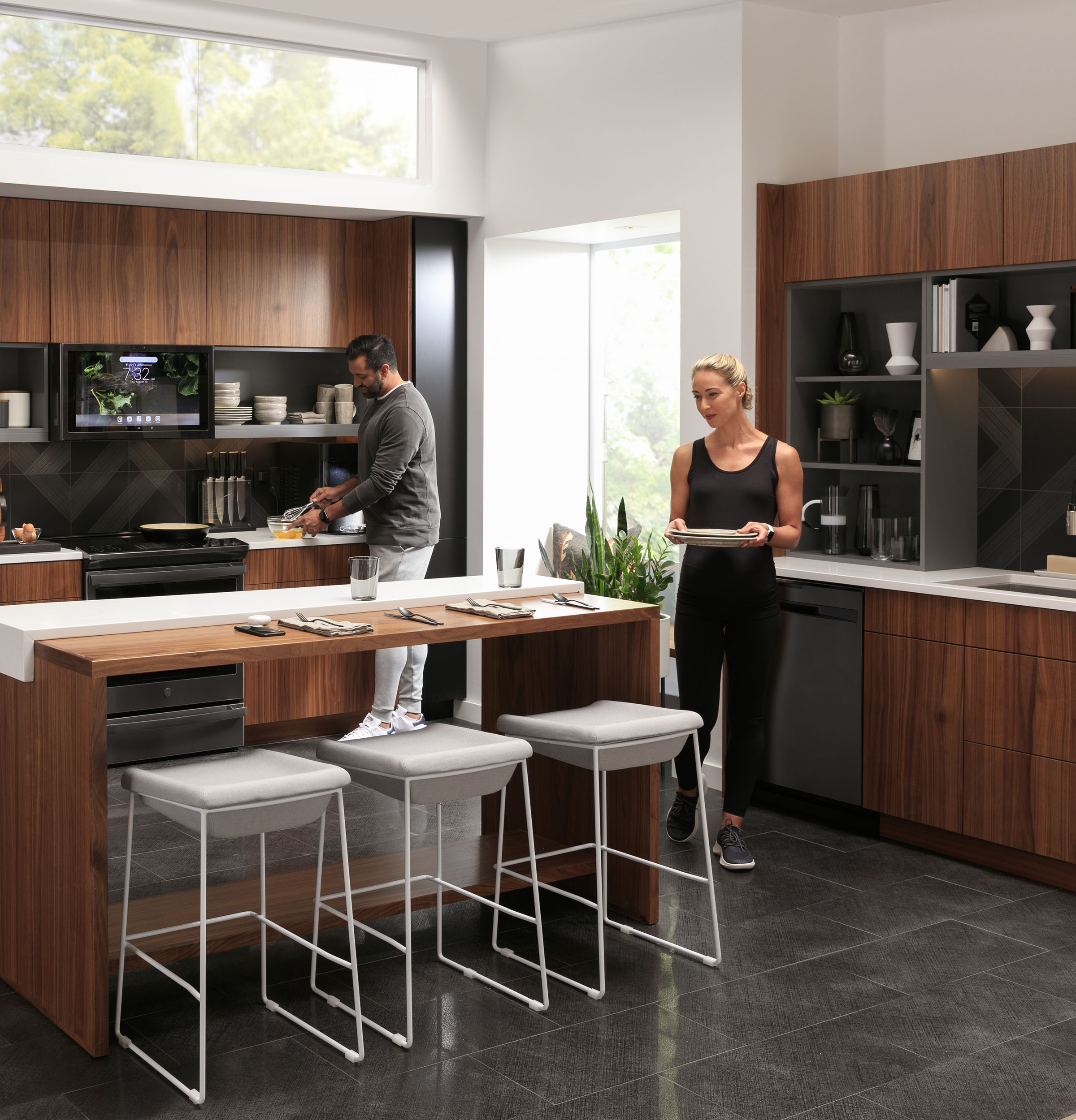 Top Control with Stainless Steel Interior Dishwasher with Sanitize Cycle & Dry Boost with Fan Assist PDP715SBNTS