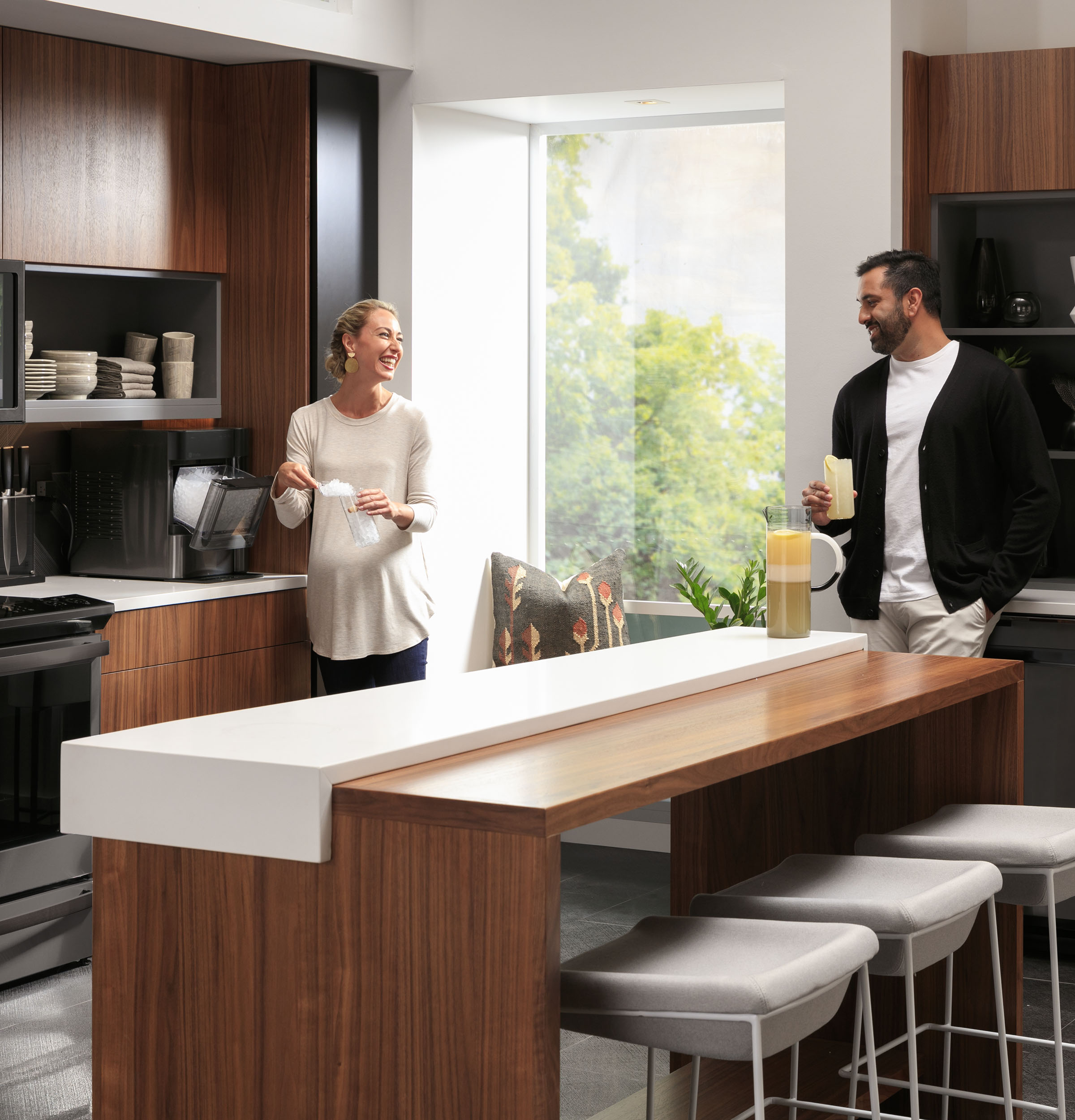 Top Control with Stainless Steel Interior Dishwasher with Sanitize Cycle & Dry Boost with Fan Assist PDP715SBNTS
