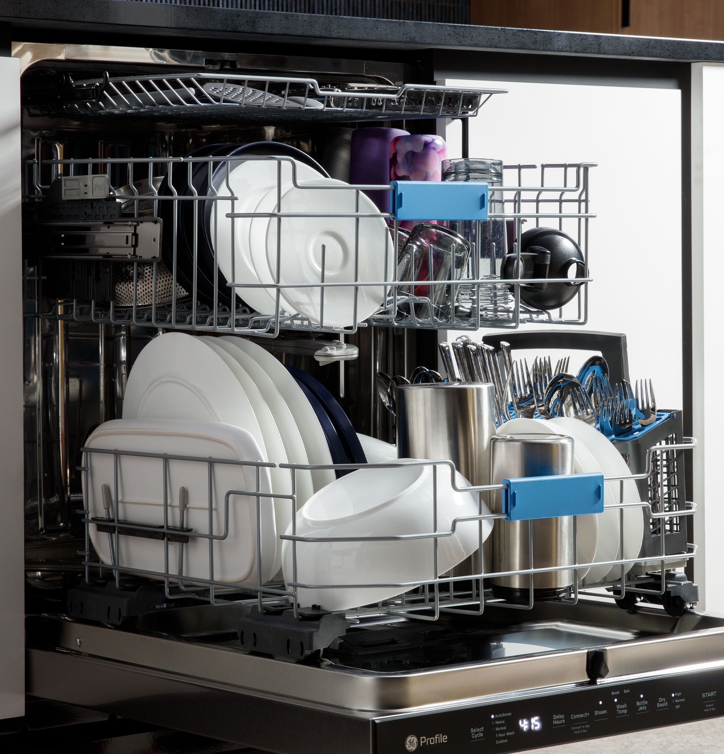 Fingerprint Resistant Top Control Stainless Interior Dishwasher with Microban Antimicrobial Technology view 12