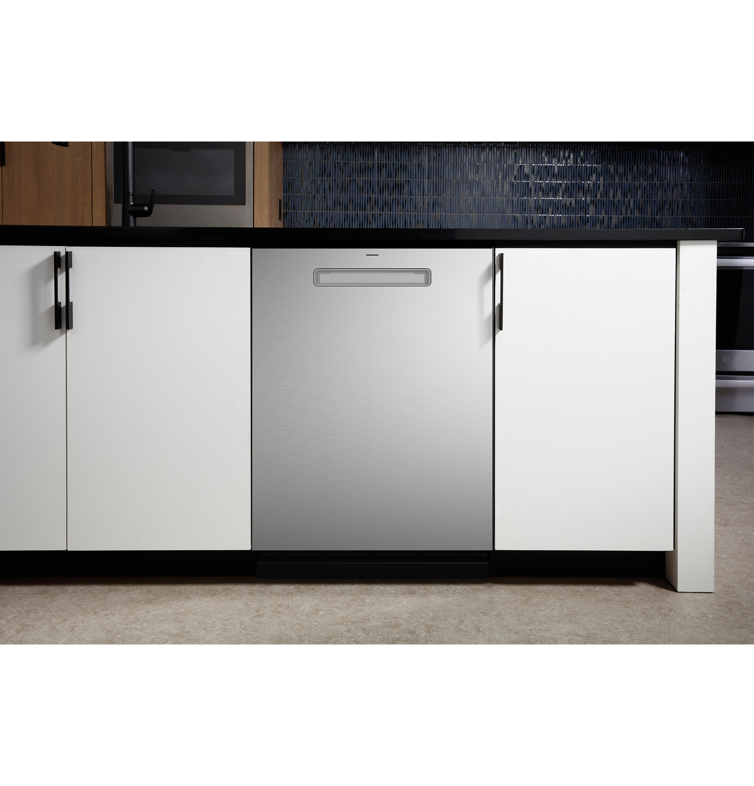 Smart UltraFresh System Dishwasher with Microban Antimicrobial Technology with Deep Clean Washing 3rd Rack, 39 dBA view 27