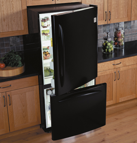 22.2 Cu. Ft. Bottom-Freezer Drawer Refrigerator PDS22MCRBB