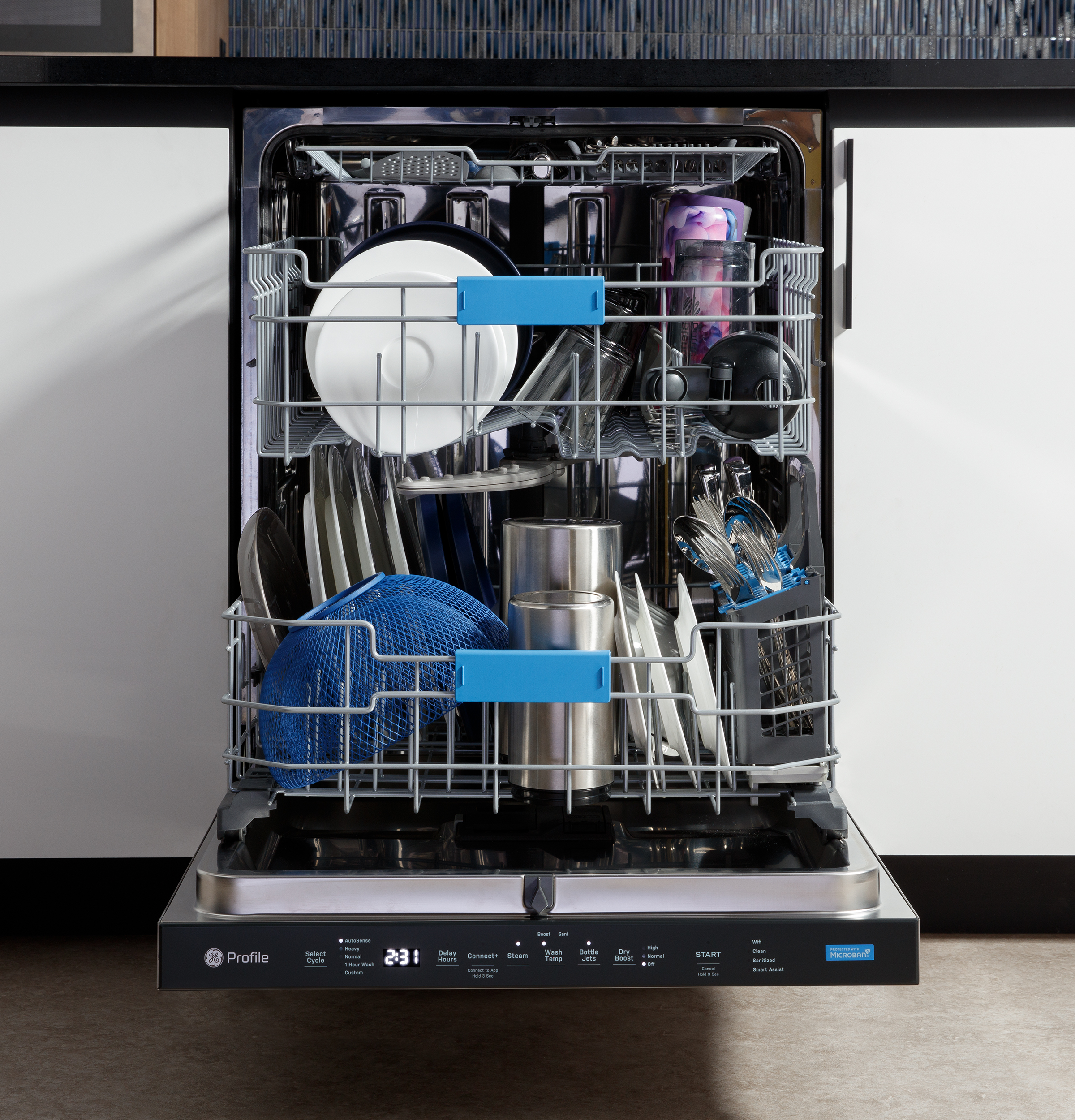 Fingerprint Resistant Top Control Stainless Interior Dishwasher with Microban Antimicrobial Technology view 11