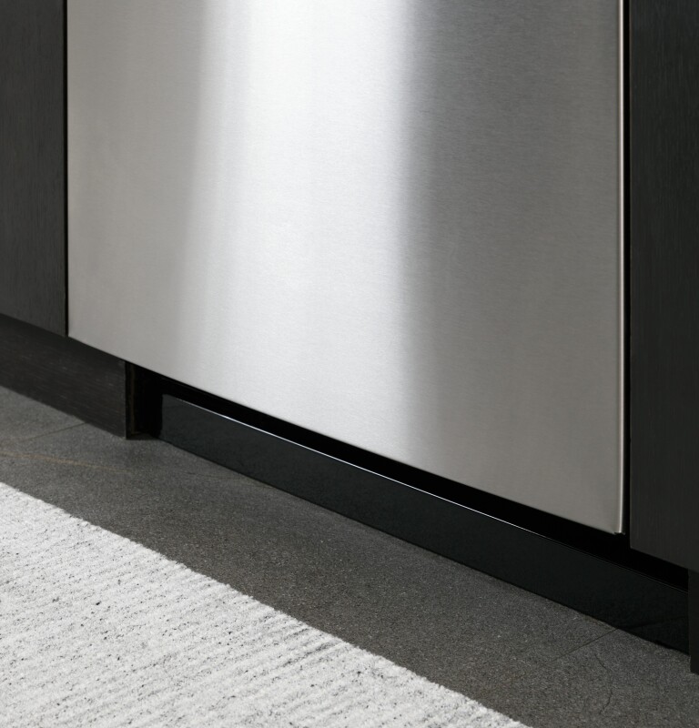 Fingerprint Resistant Top Control with Stainless Steel Interior Dishwasher with Sanitize Cycle & Twin Turbo Dry Boost PDT785SYNFS