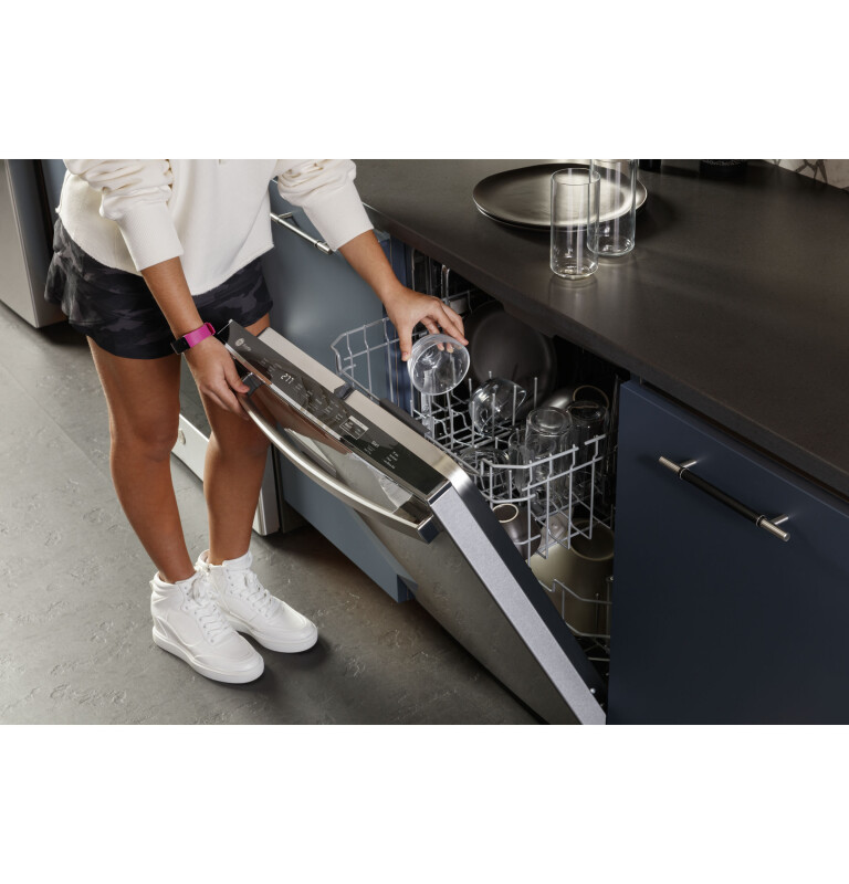 Fingerprint Resistant Top Control with Stainless Steel Interior Dishwasher with Sanitize Cycle & Twin Turbo Dry Boost PDT785SYNFS