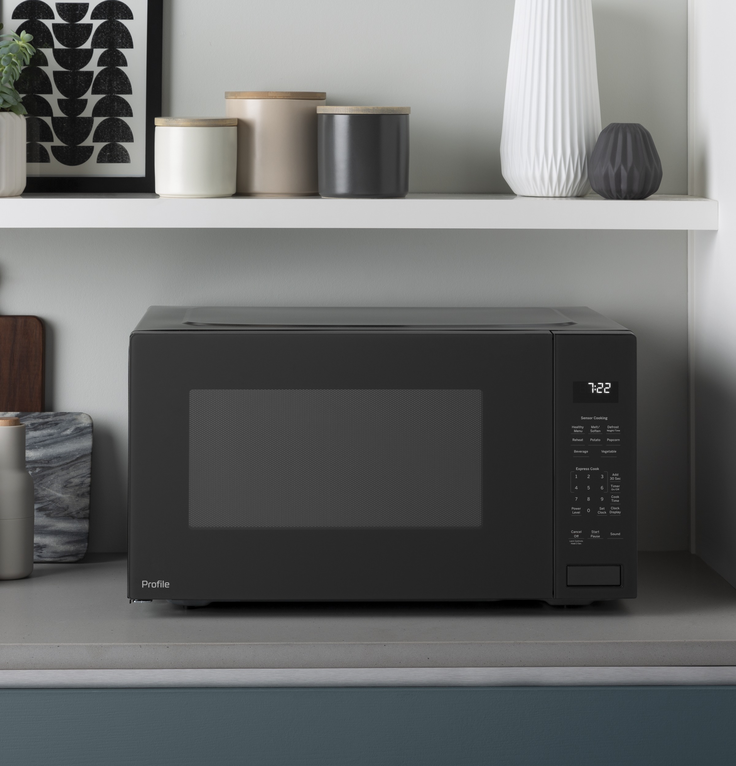 Series 2.2 Cu. Ft. Built-In Sensor Microwave Oven PEB7227BLTS