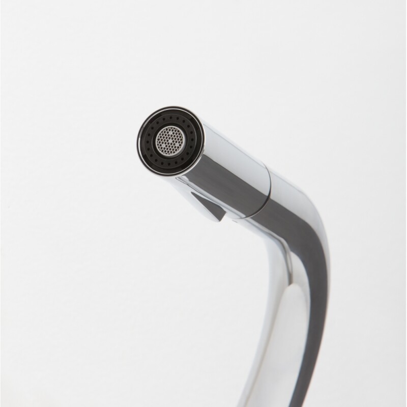 Pescara Pull Down Faucet view 2