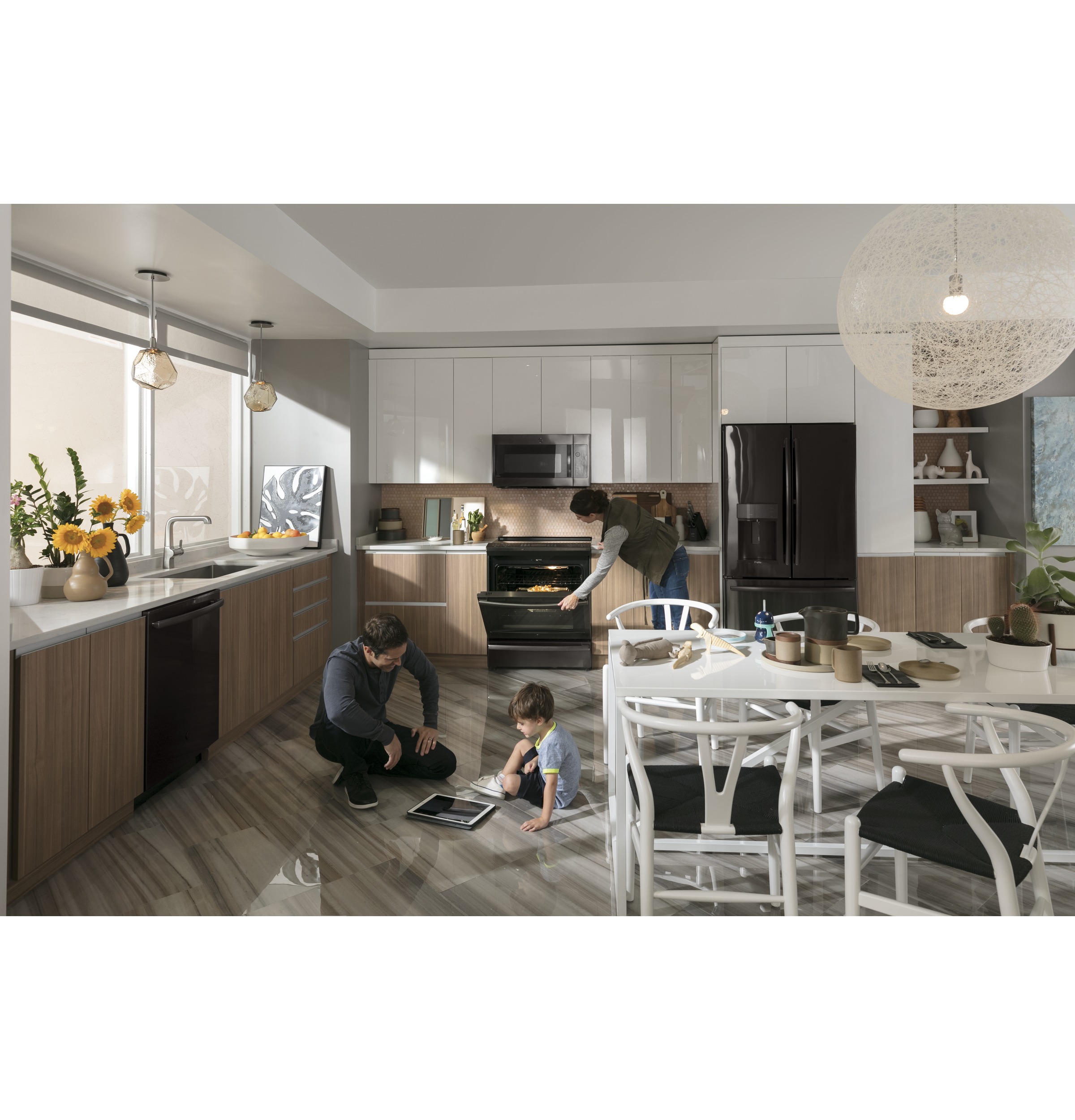 Series 27.7 Cu. Ft. French-Door Refrigerator with Door In Door and Hands-Free AutoFill PFD28KBLTS