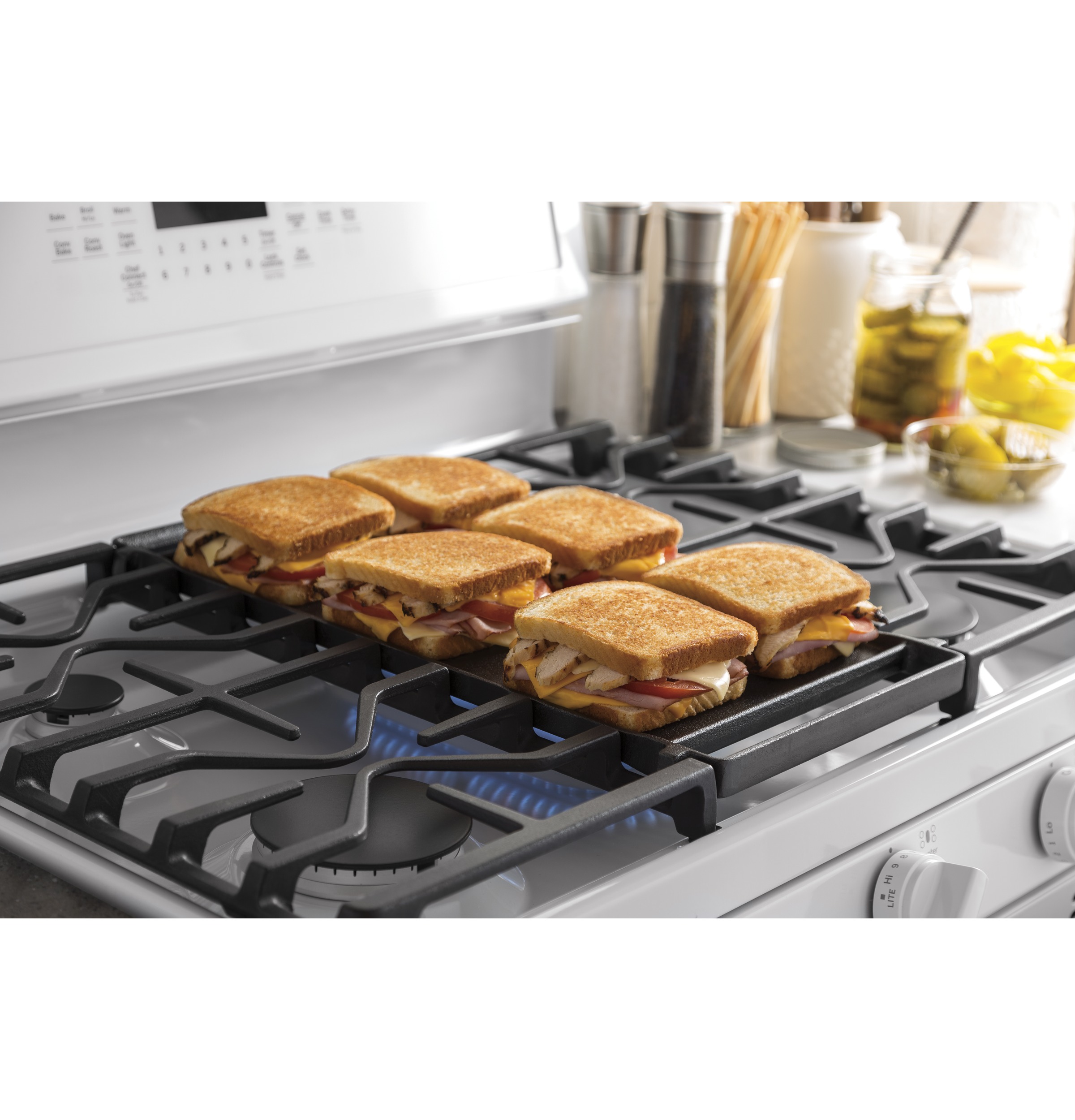 Series 30" Free-Standing Gas Convection Range PGB911DEJWW, product image 20 of 23