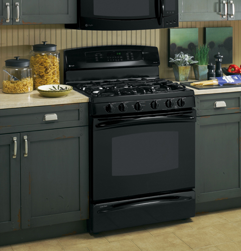 30" Free-Standing Gas Range with Baking Drawer PGB918DEMBB