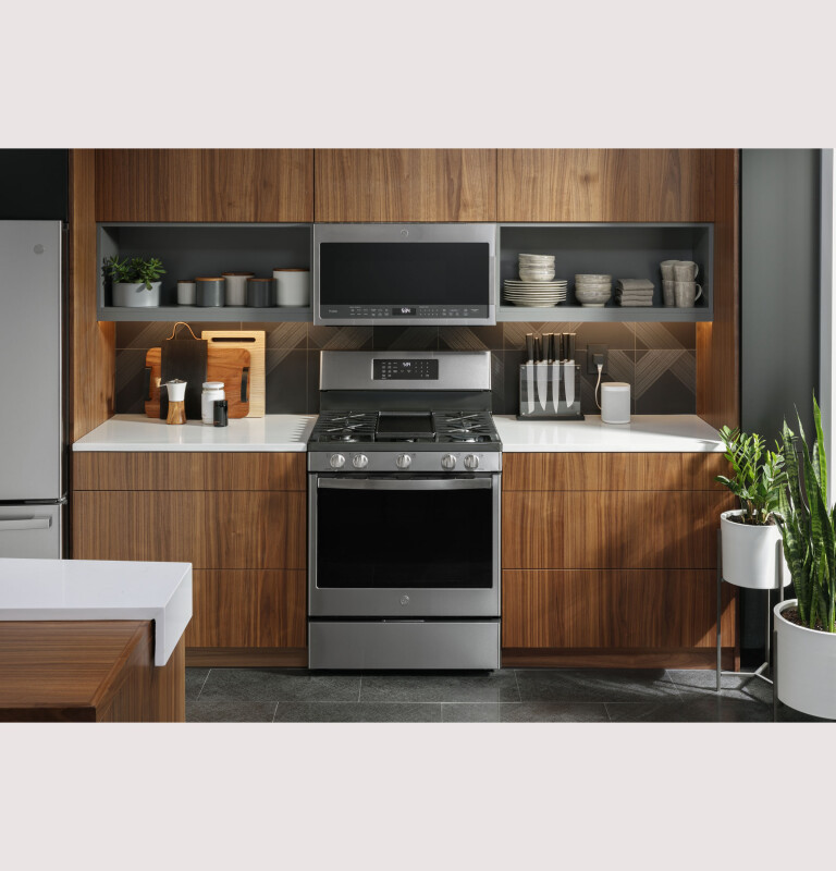Smart 30" Free-Standing Self Clean Gas Fingerprint Resistant Range with No Preheat Air Fry view 8