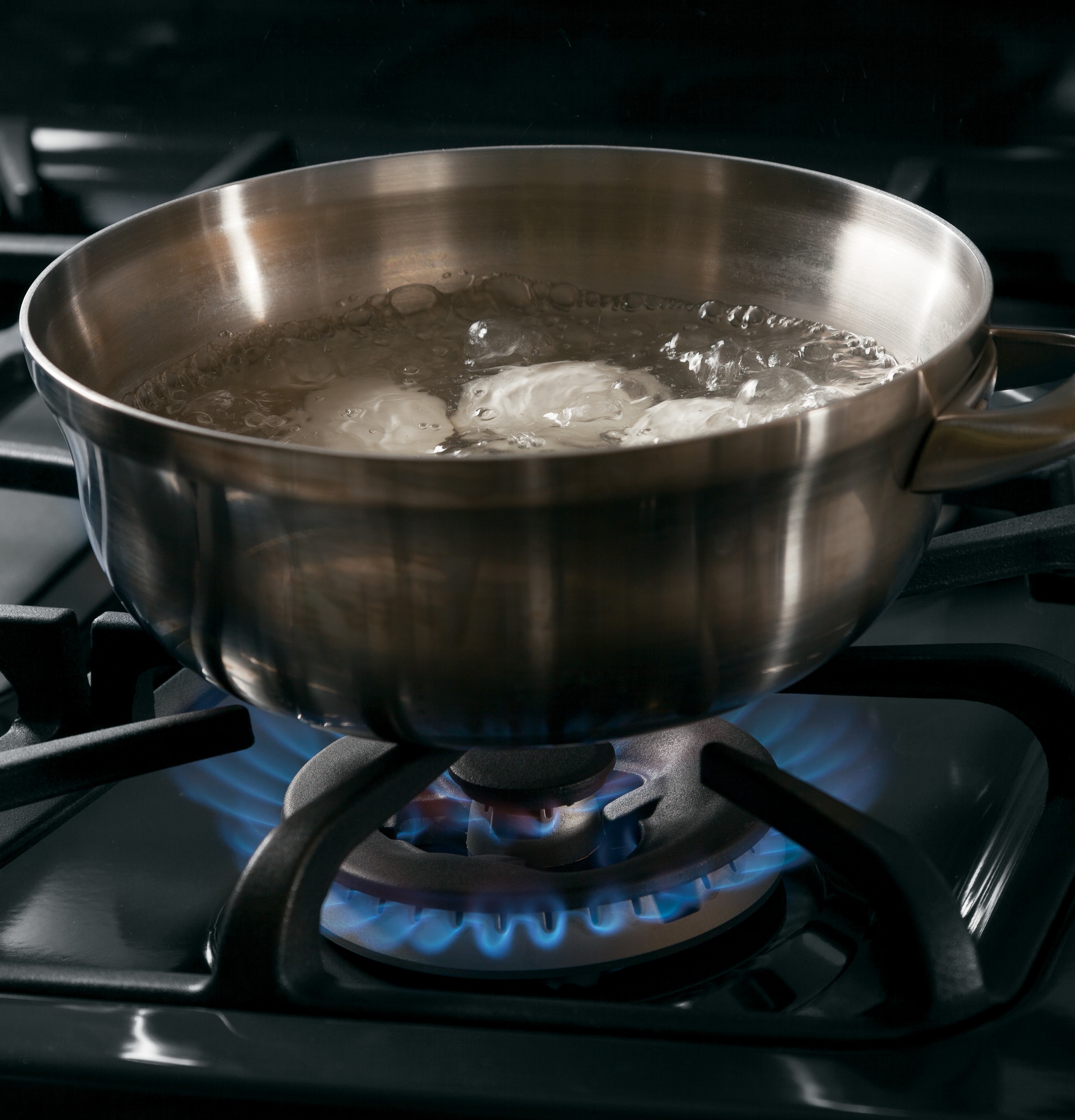 Series 30" Free-Standing Gas Double Oven with Convection Range PGB950DEFBB, product image 7 of 10